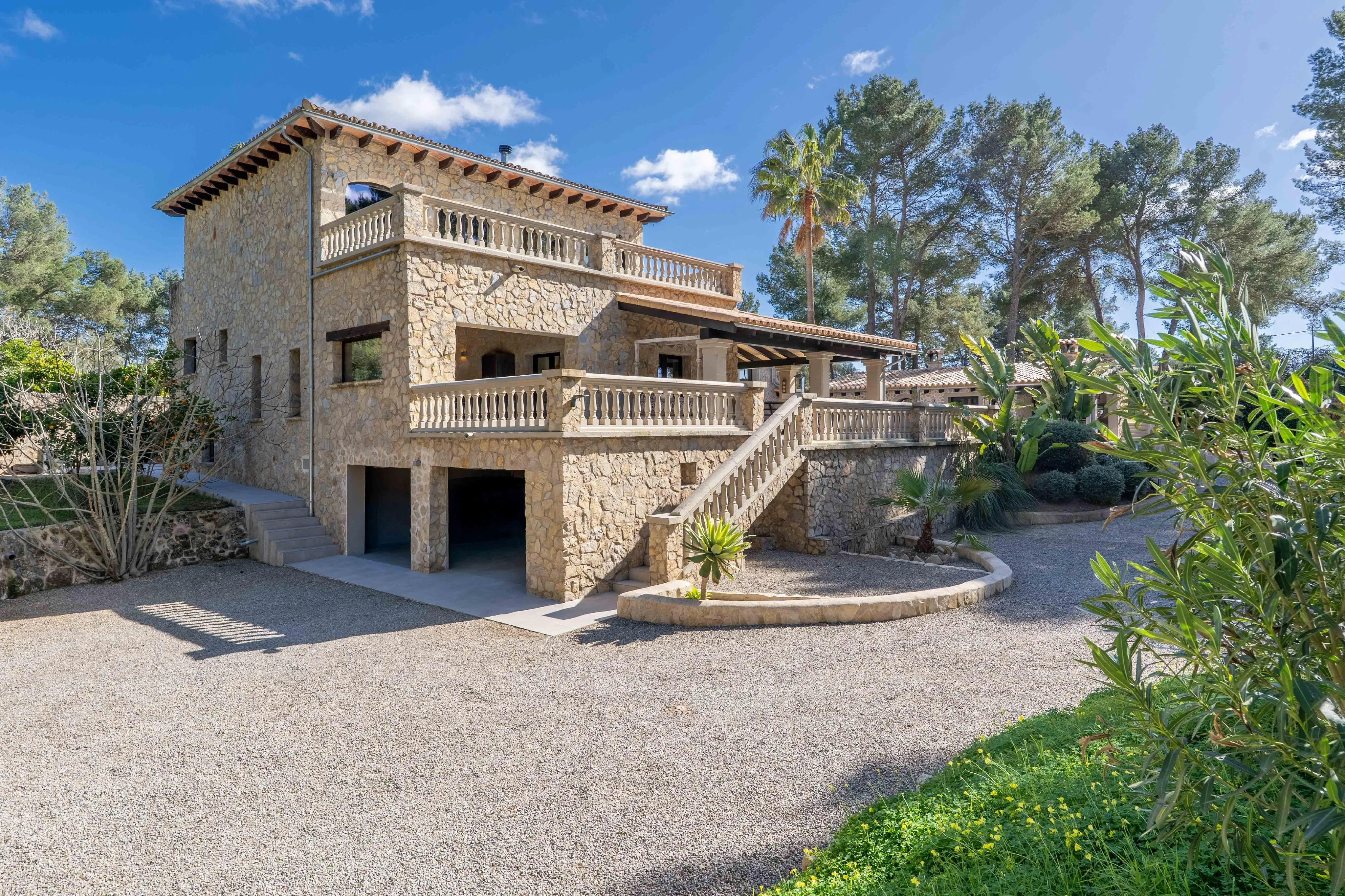 Autentica finca in pietra naturale vicino a Palma-27