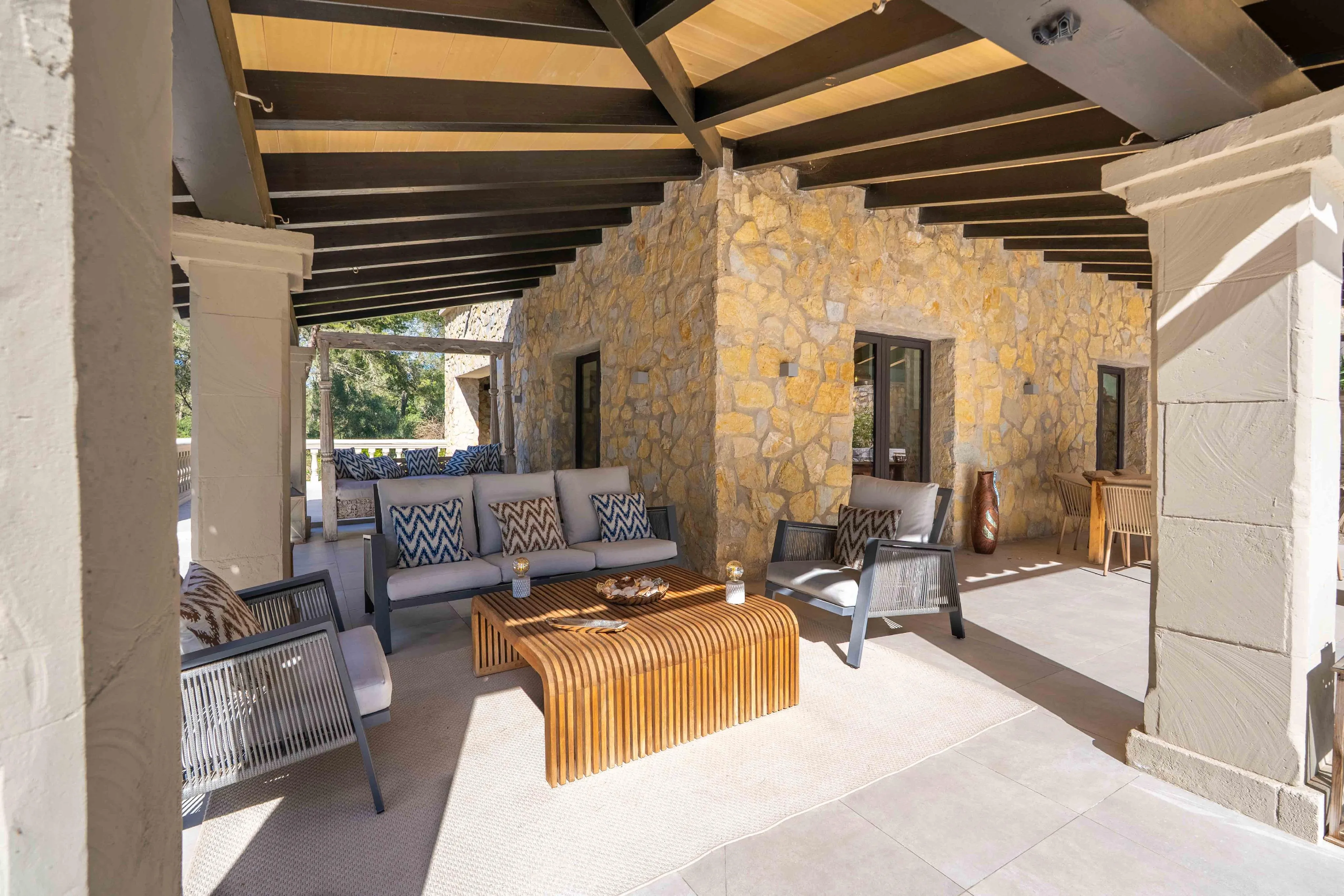 Autentica finca de piedra natural cerca de Palma-24