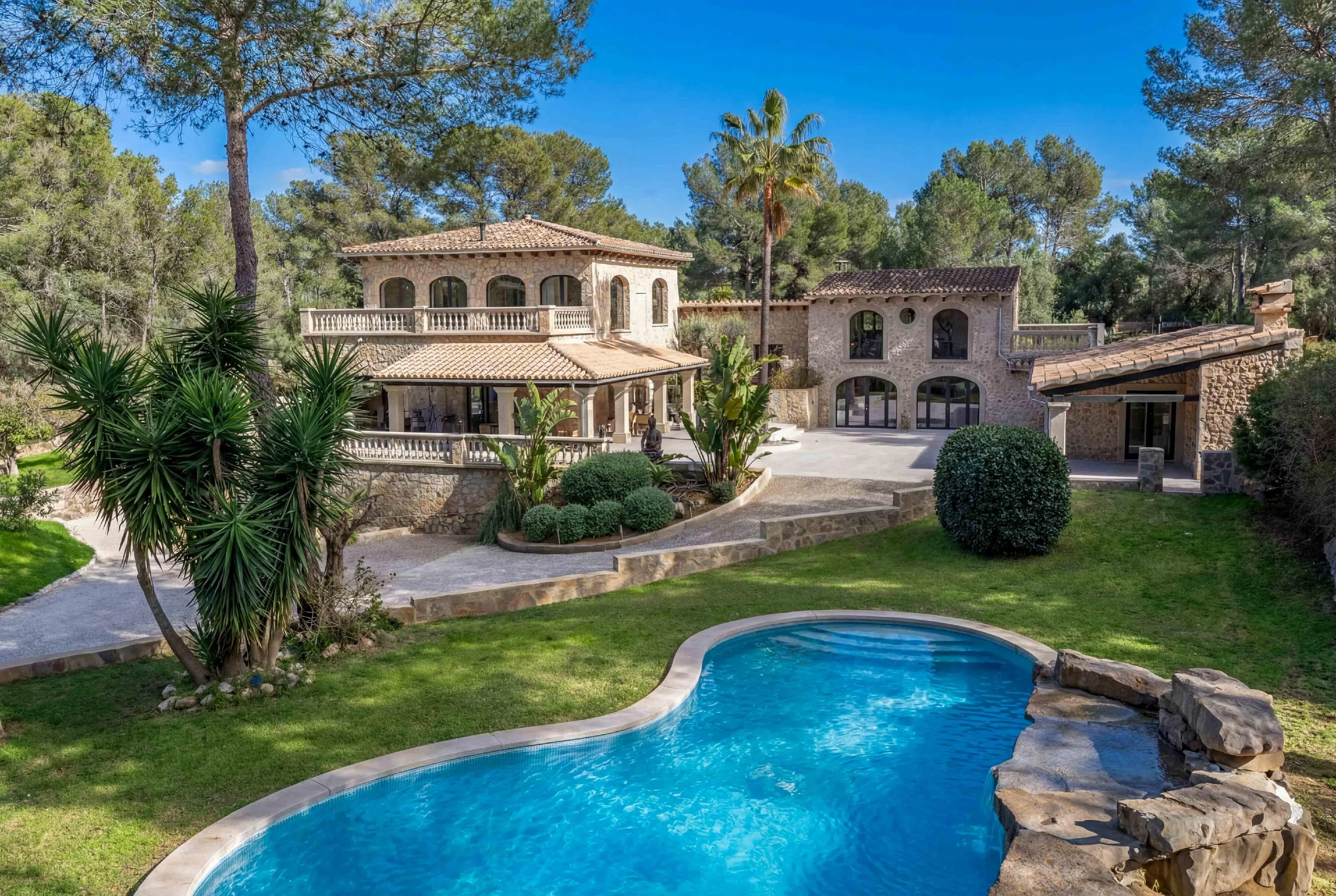 Аутентичная финка из натурального камня недалеко от Пальмы-2