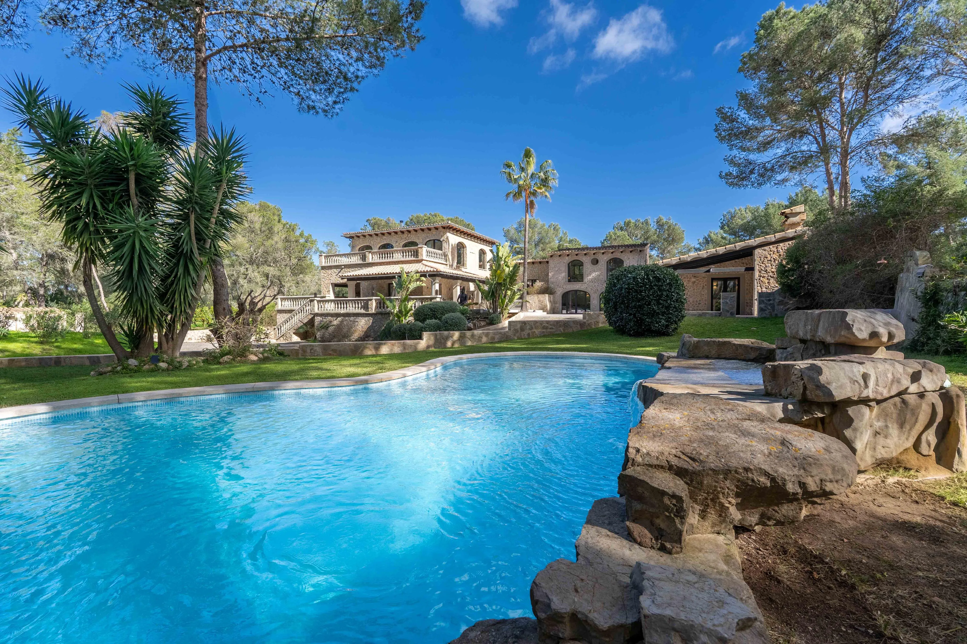 Autentica finca de piedra natural cerca de Palma-2