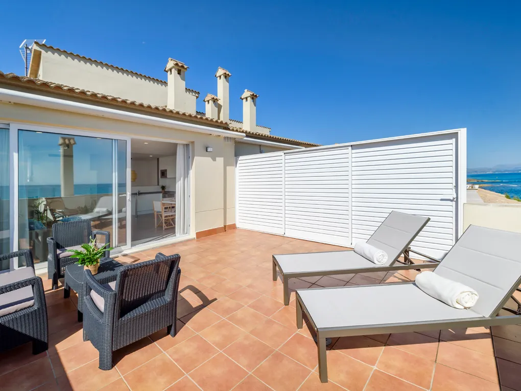 Duplex Penthouse mit Meerblick & Vermietlizenz-8