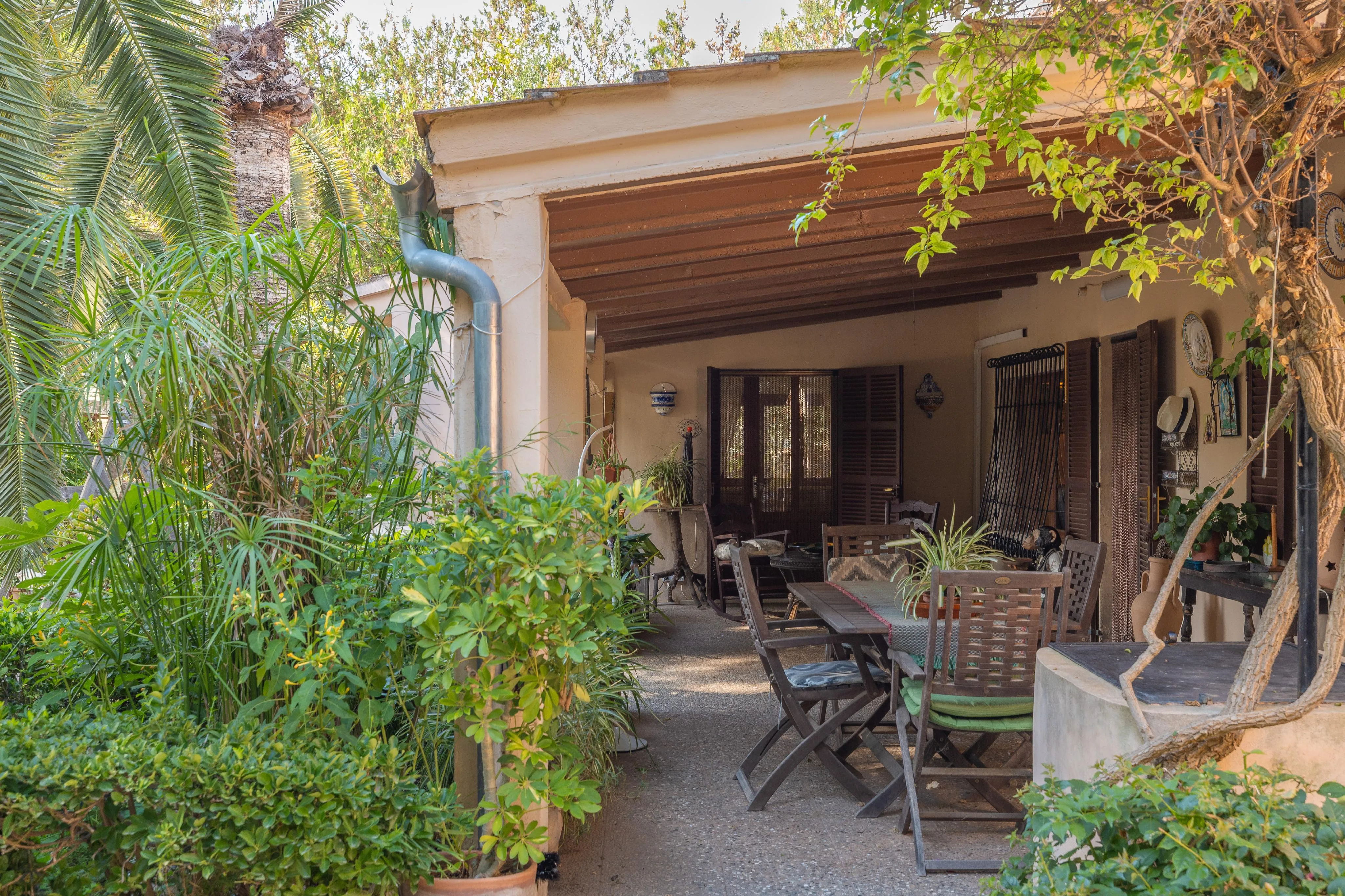 Charming finca with generous space and idyllic outdoor living-17