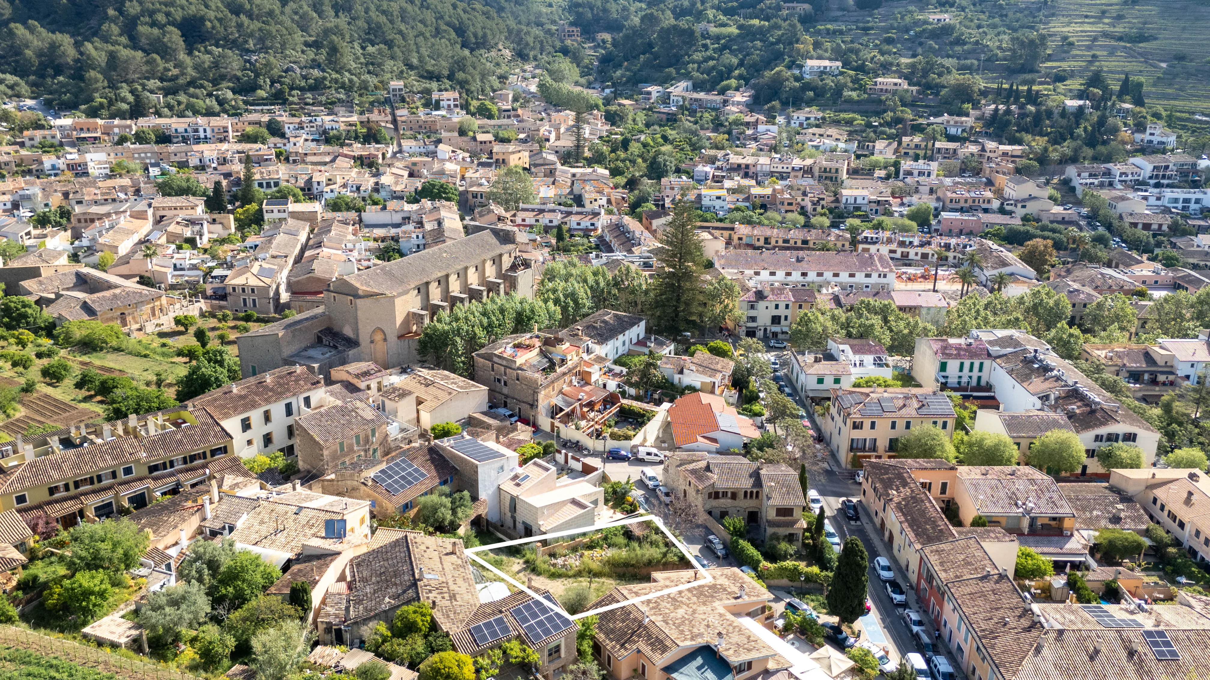 Urbanes Baugrundstück in zentraler Lage von Esporles-4