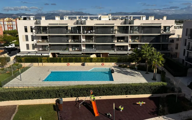 Exklusiv takvåning i ett modernt bostadsområde i norra utkanten av Palma