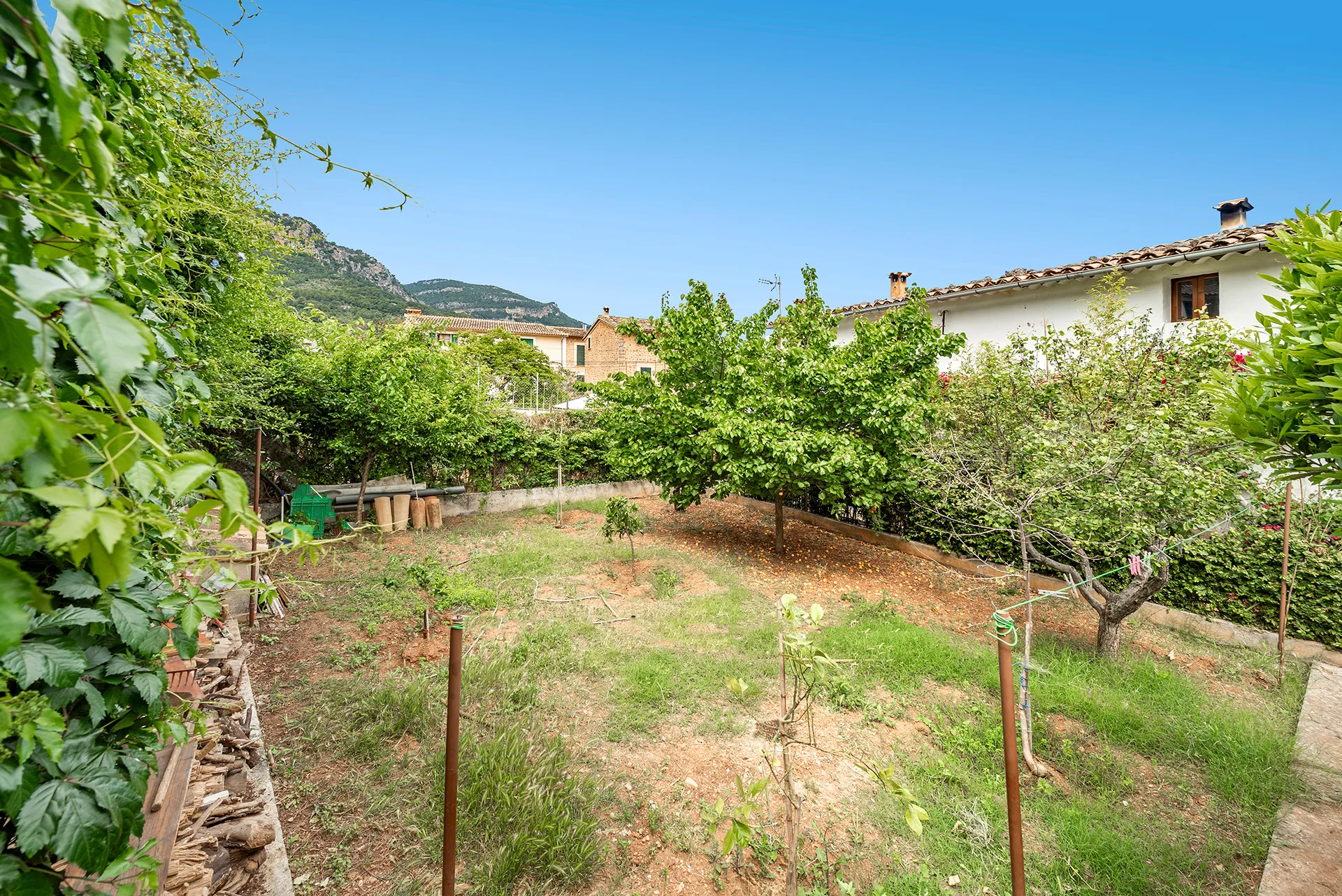 Una casa de poble en necessitat de renovació amb un potencial excepcional-28