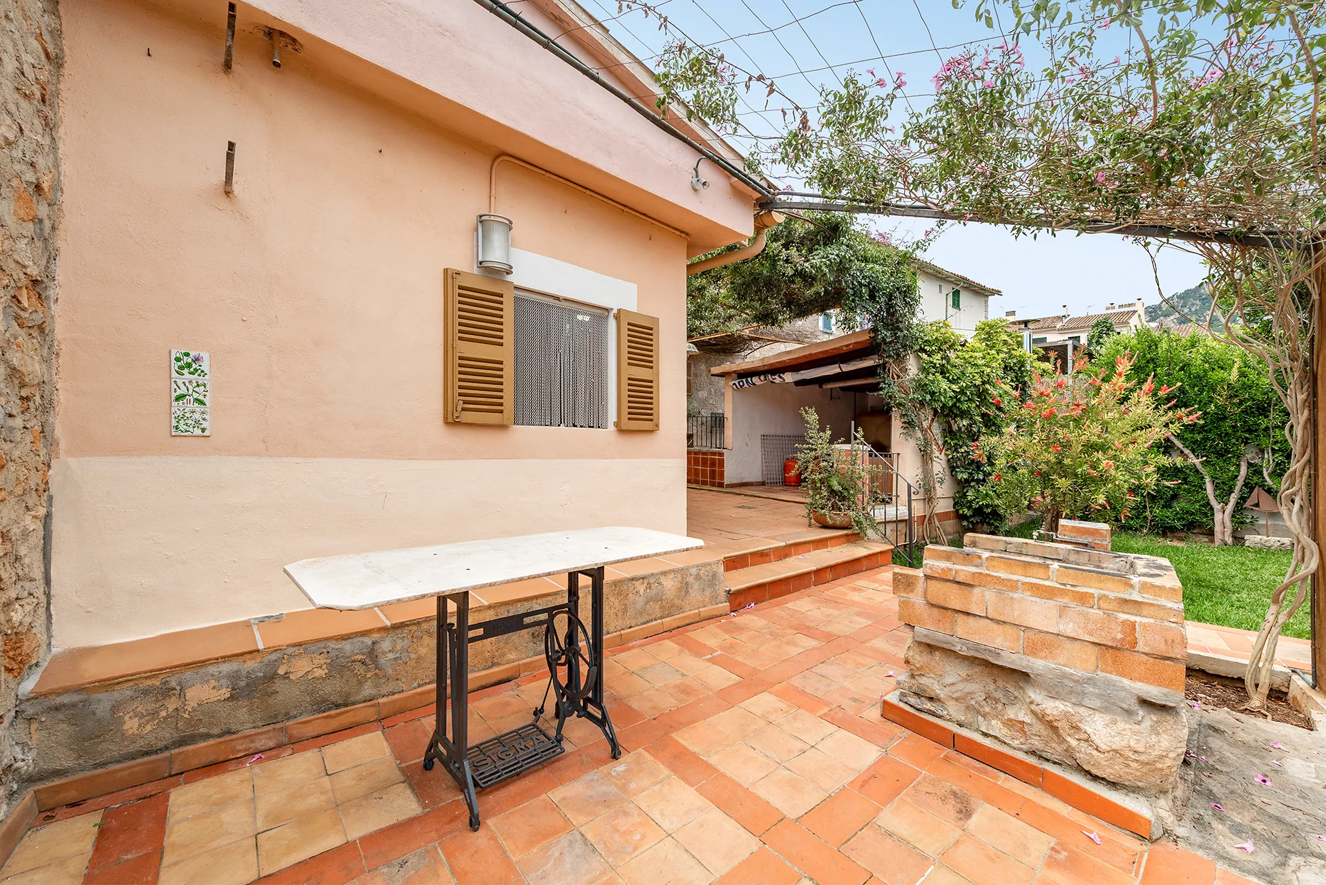 Una casa de poble en necessitat de renovació amb un potencial excepcional-22
