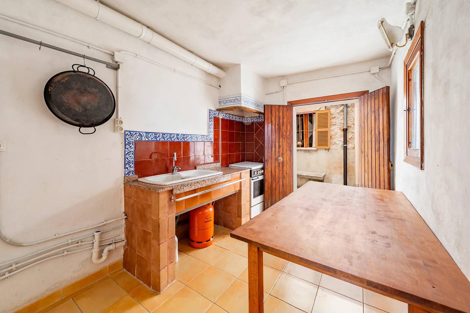 Una casa de poble en necessitat de renovació amb un potencial excepcional-19