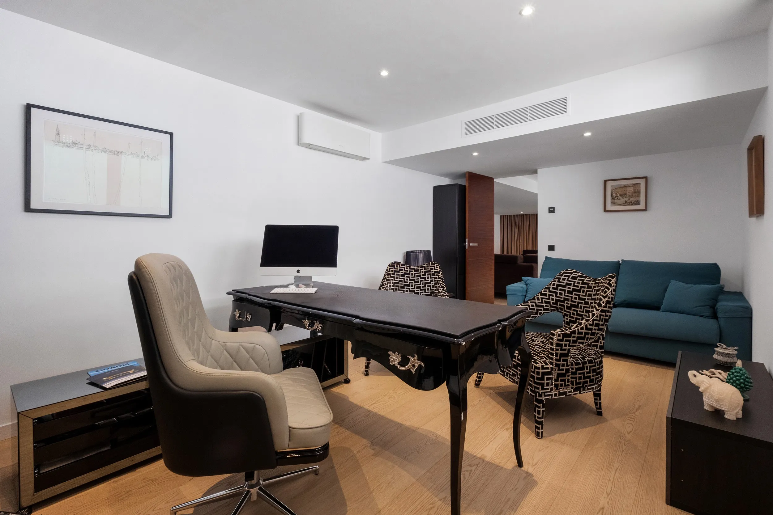 Modern Villa in Son Puig with Panoramic Views-18