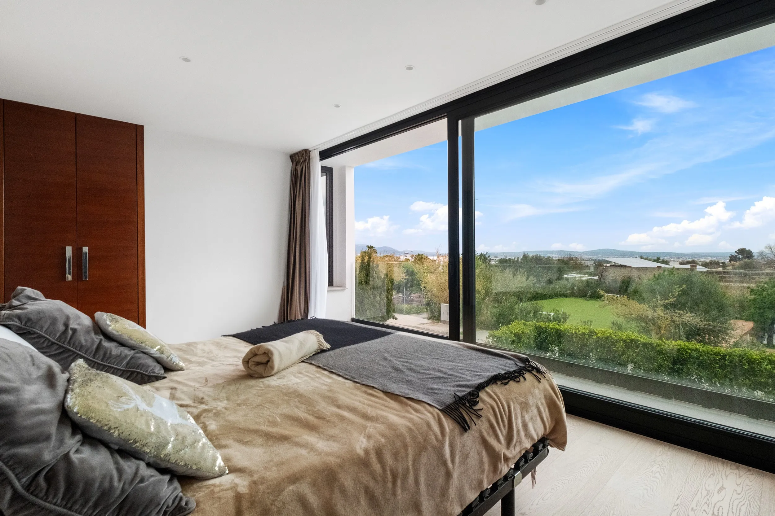 Moderna villa en Son Puig con vistas panorámicas-8