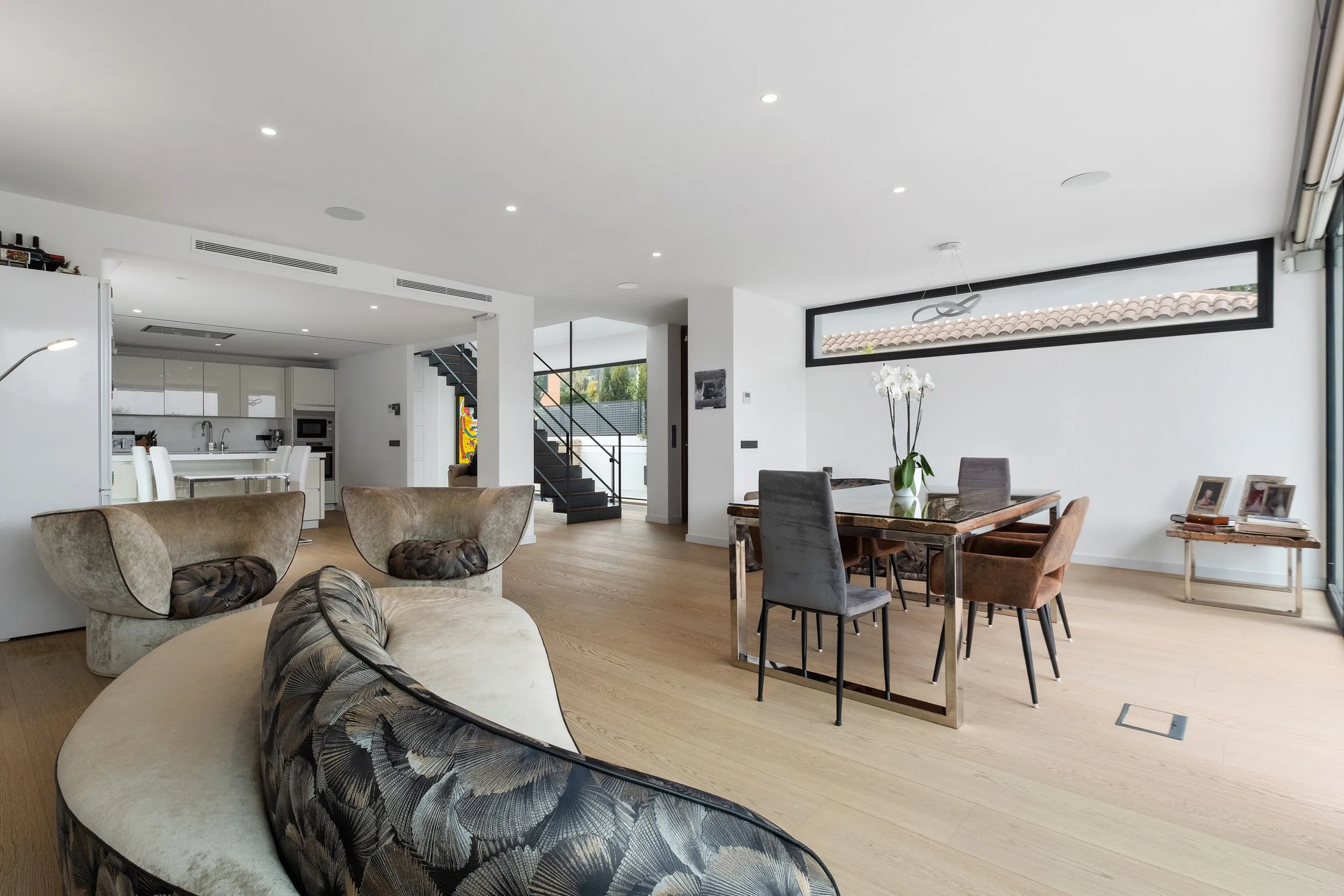 Modern Villa in Son Puig with Panoramic Views-4