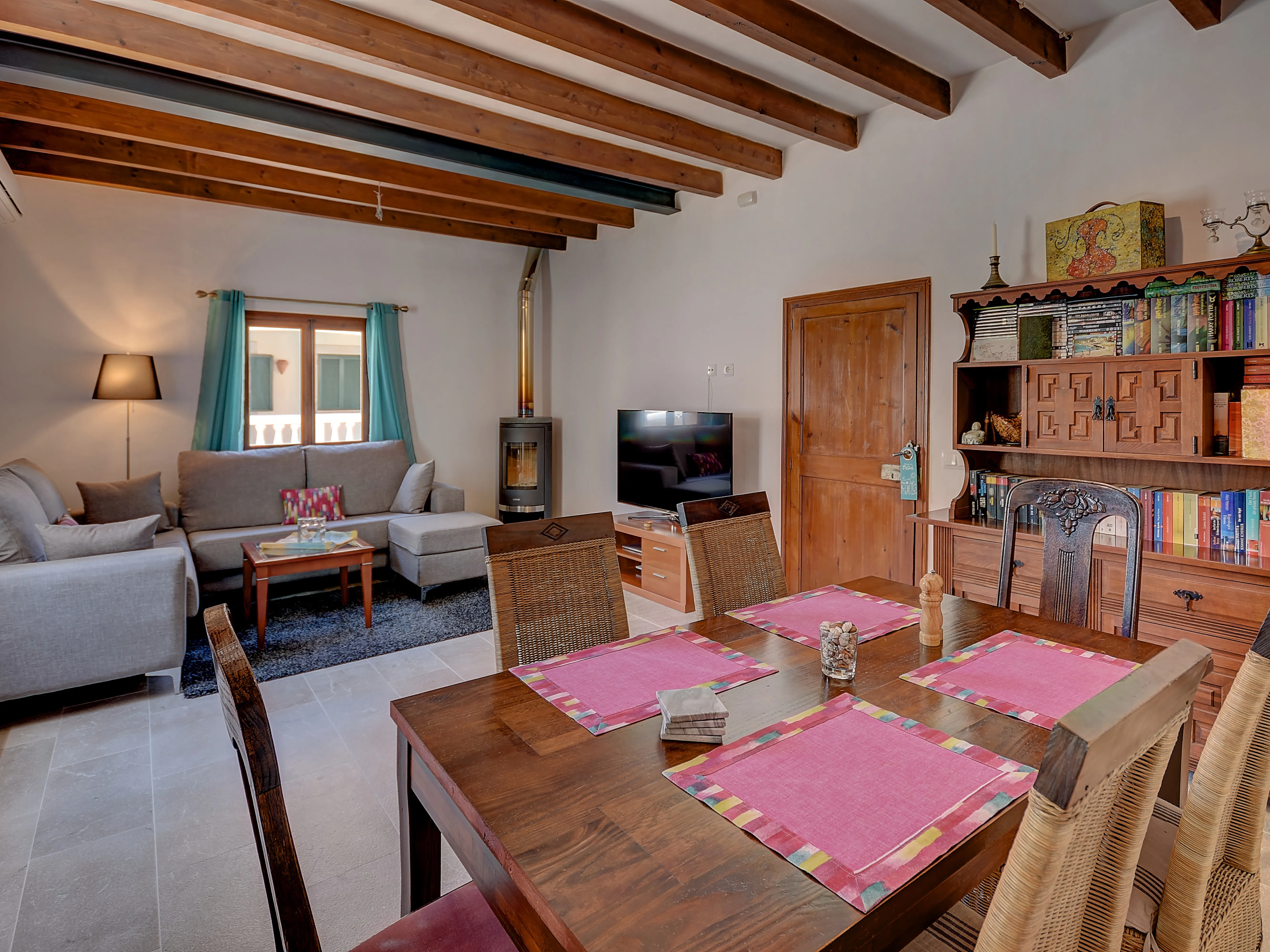 Charmante maison de village au cœur de S'Arraco-4