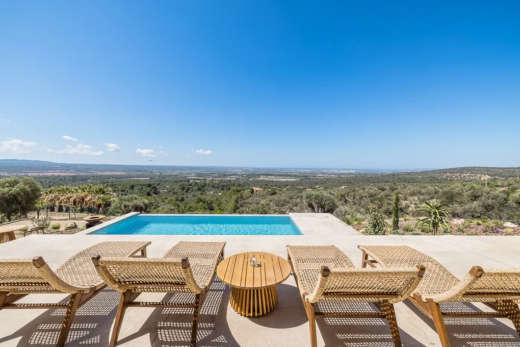 Luxe villa met adembenemend uitzicht op de baai van Palma-1