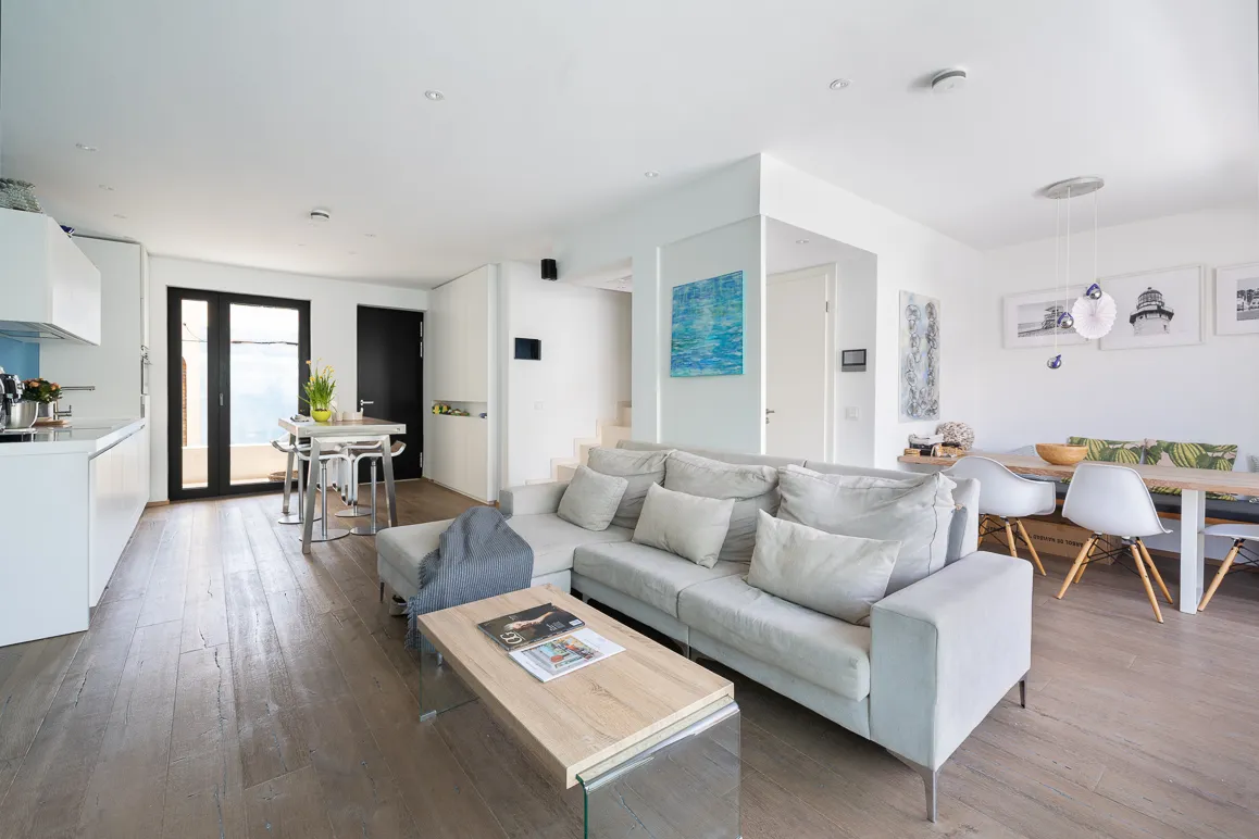 Radhus nära stranden med jacuzzi och garage-4