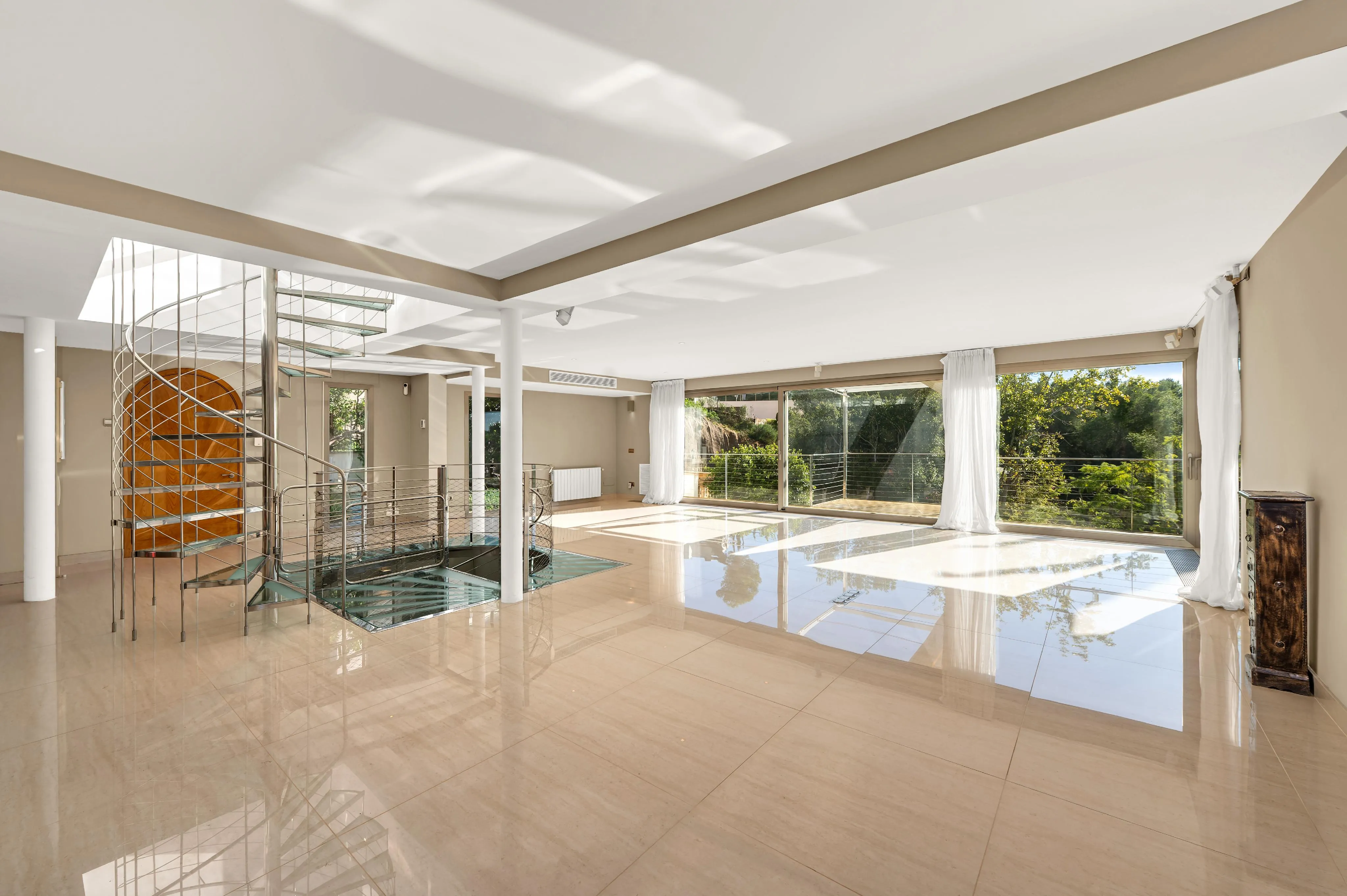 Villa mit viel Potenzial und Meerblick-7