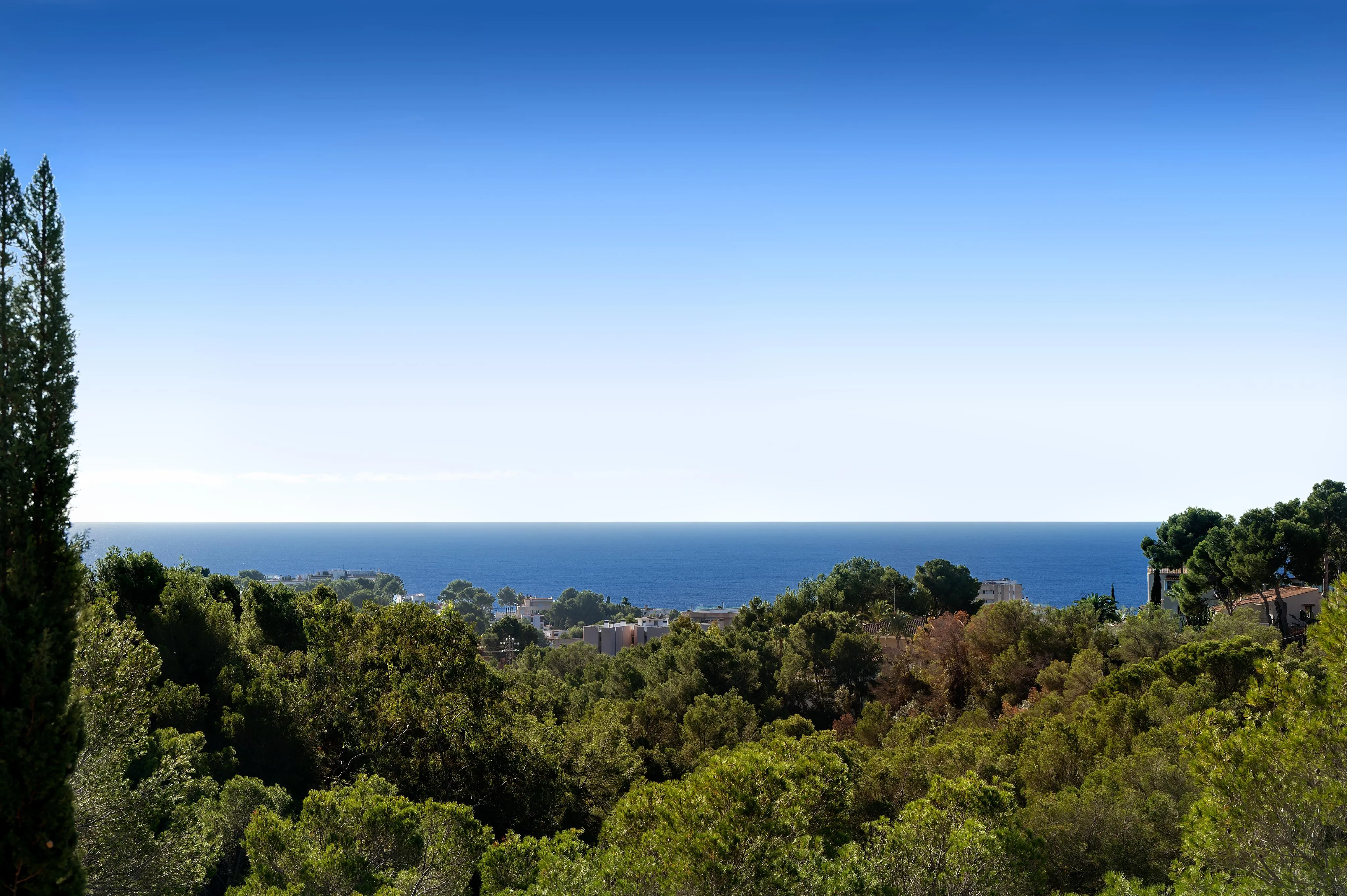 Villa mit viel Potenzial und Meerblick-4