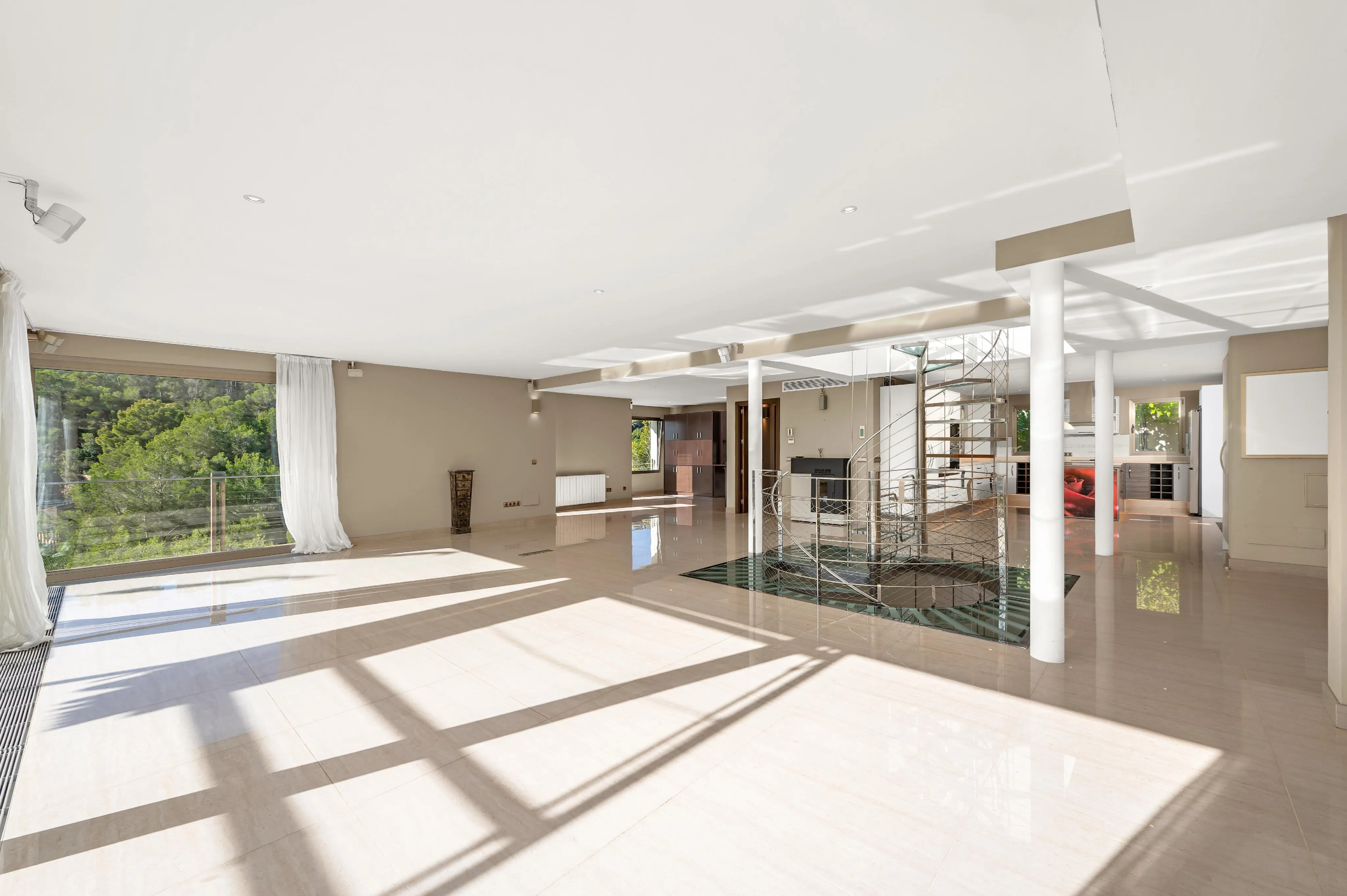 Villa mit viel Potenzial und Meerblick-8