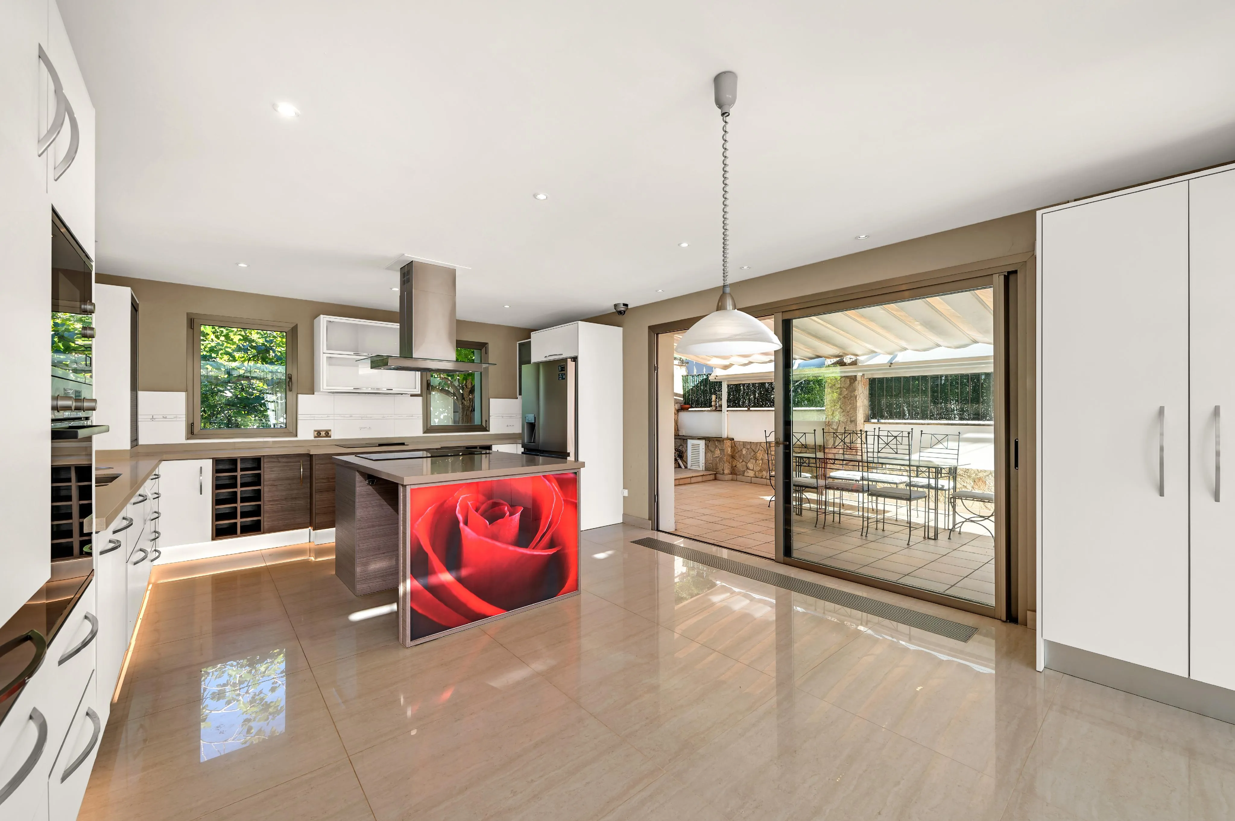 Villa mit viel Potenzial und Meerblick-9