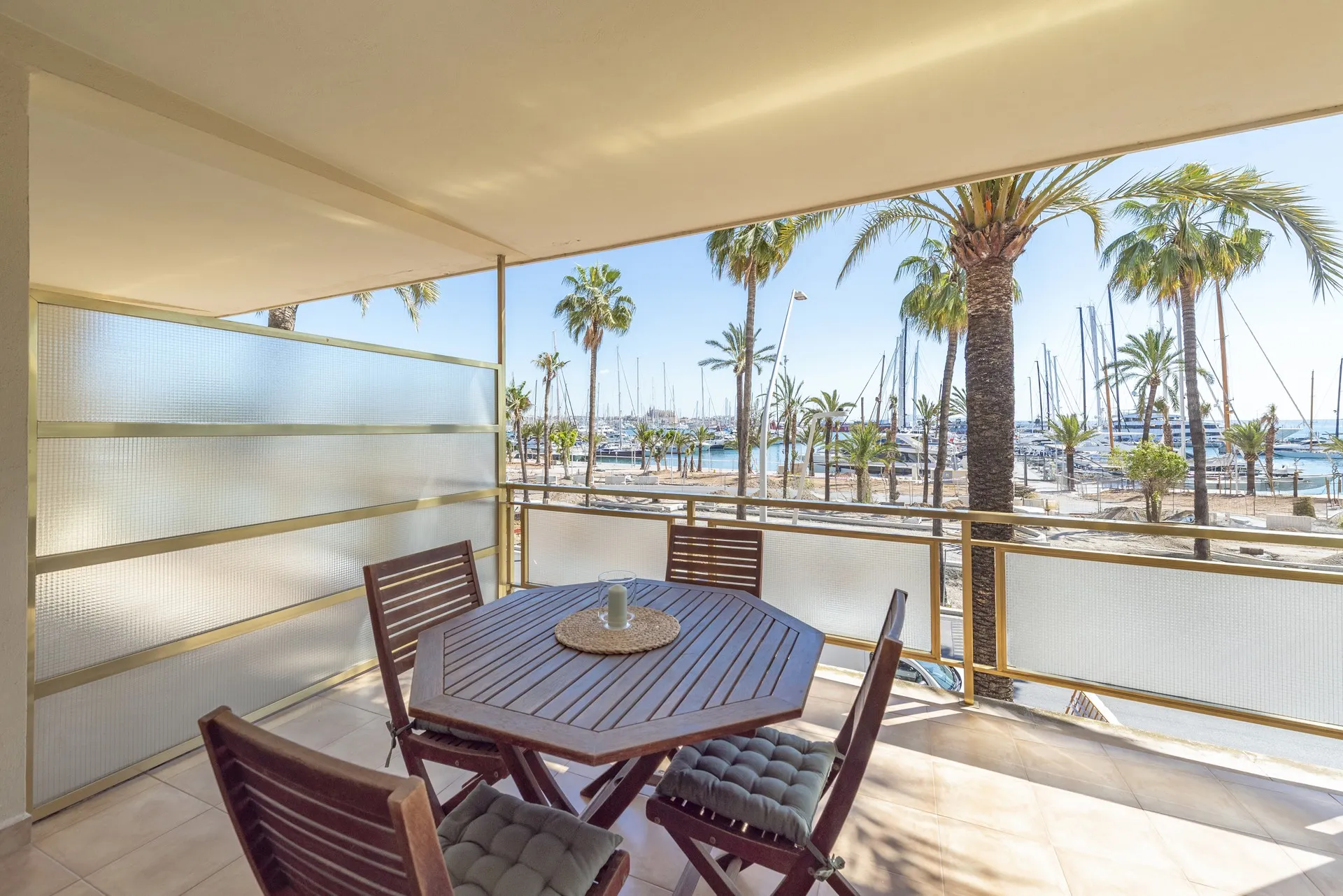 Charmant appartement dans un immeuble emblématique du front de mer-2