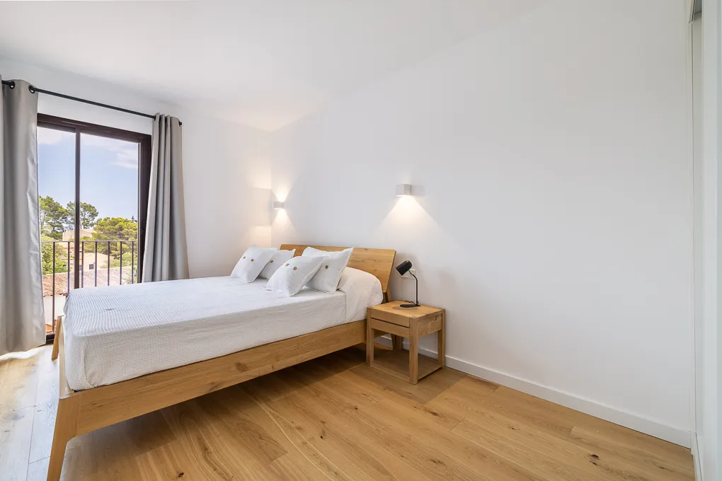 Moderne duplex med privat pool og fantastisk udsigt i Biniamar-4