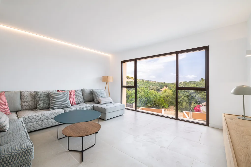 Moderne duplex med privat pool og fantastisk udsigt i Biniamar-1