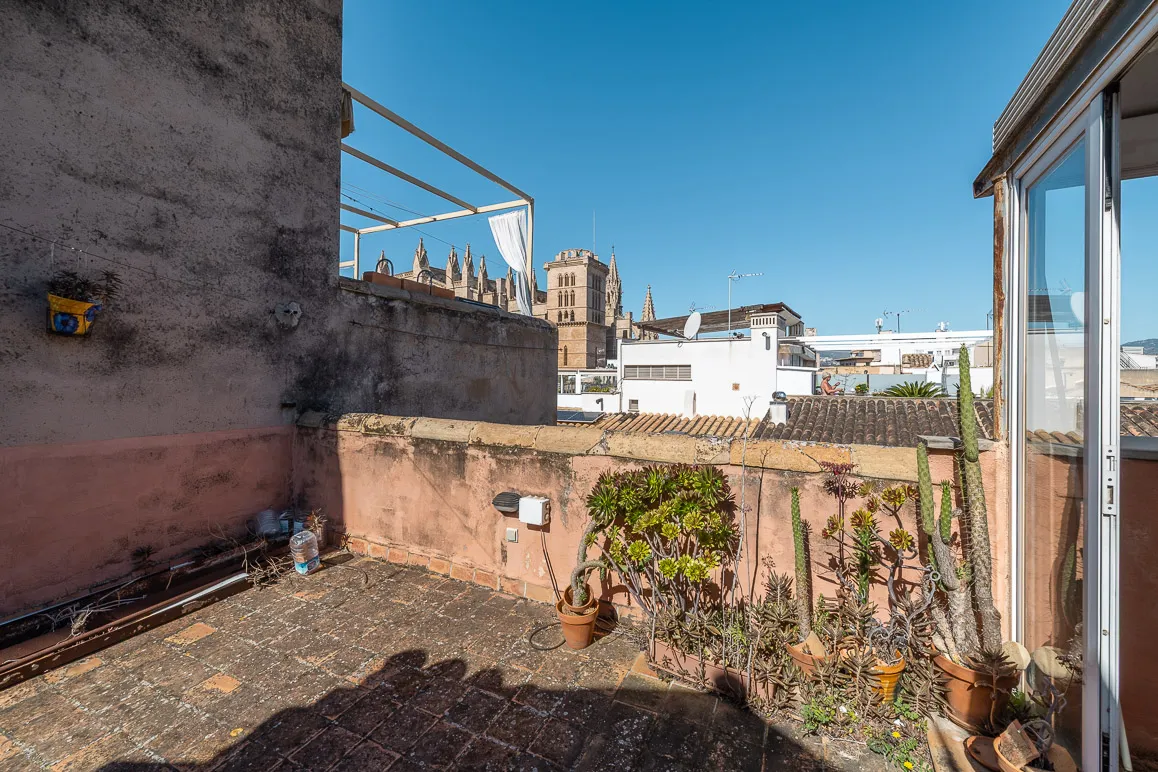 Charmerende penthouse med terrasse og stort potentiale på en førsteklasses beliggenhed-10