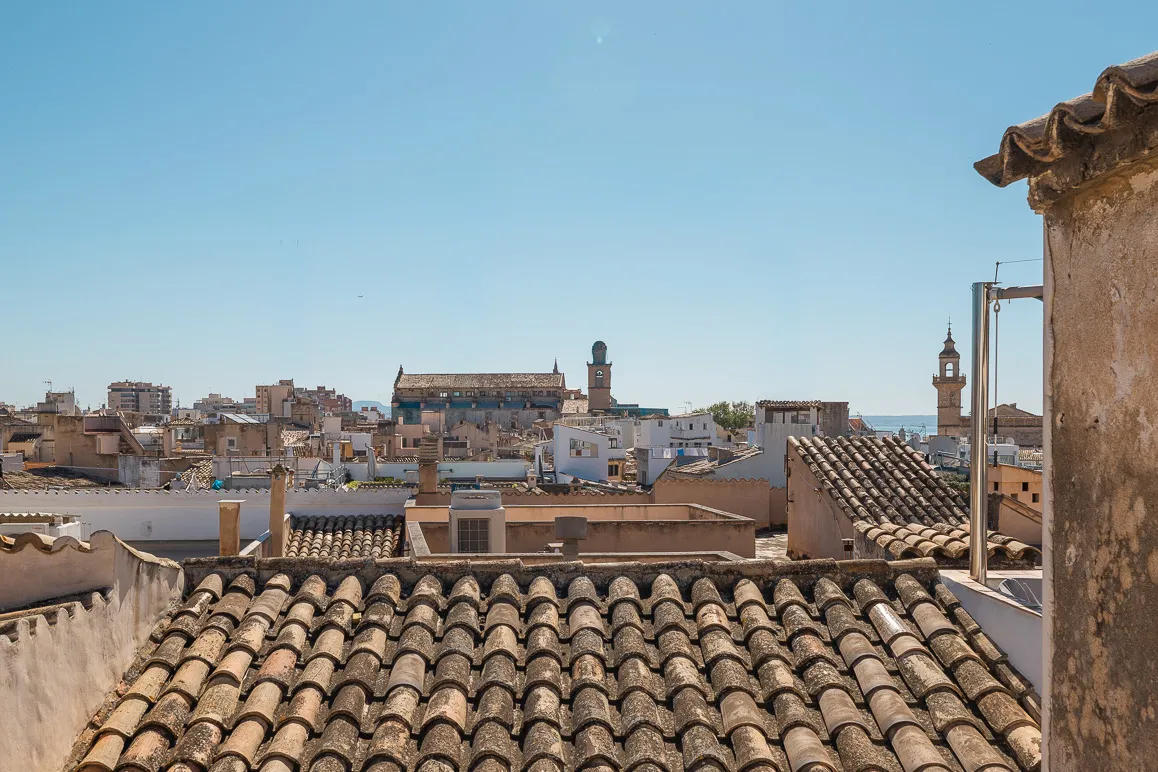 Charmerende penthouse med terrasse og stort potentiale på en førsteklasses beliggenhed-9