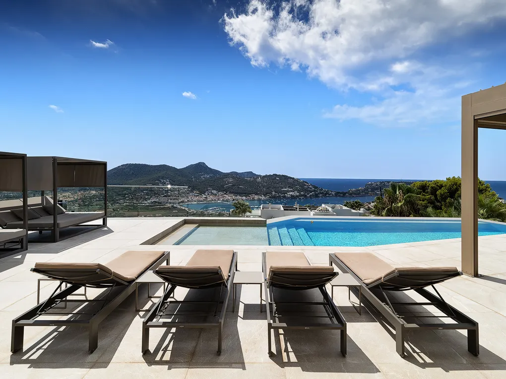 Spektakulær villa med fantastisk panoramaudsigt-4