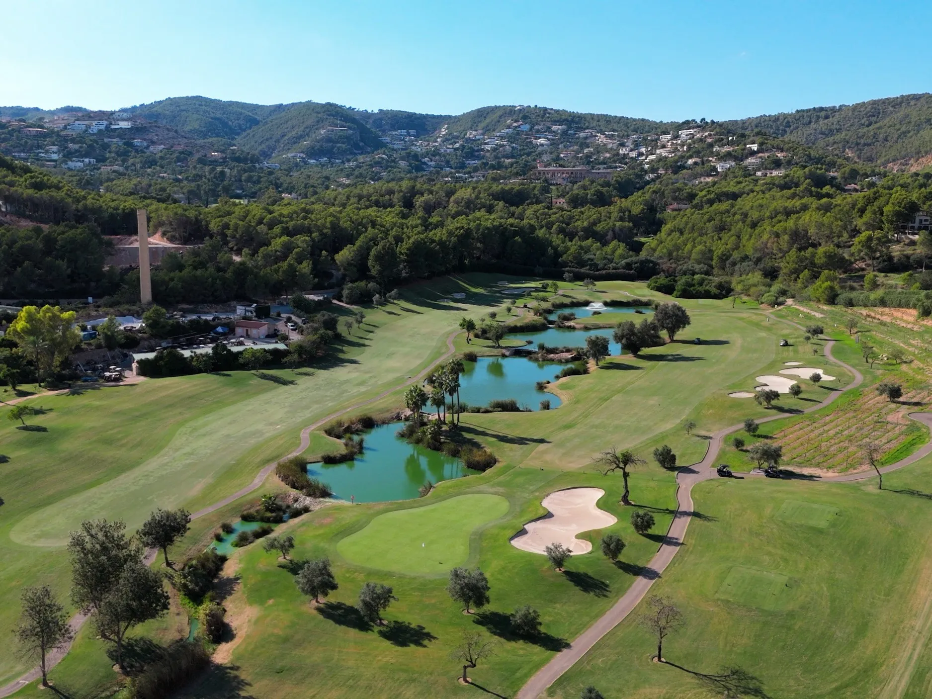 Amplia parcela edificable con proyecto en la parte baja de Son Vida-4