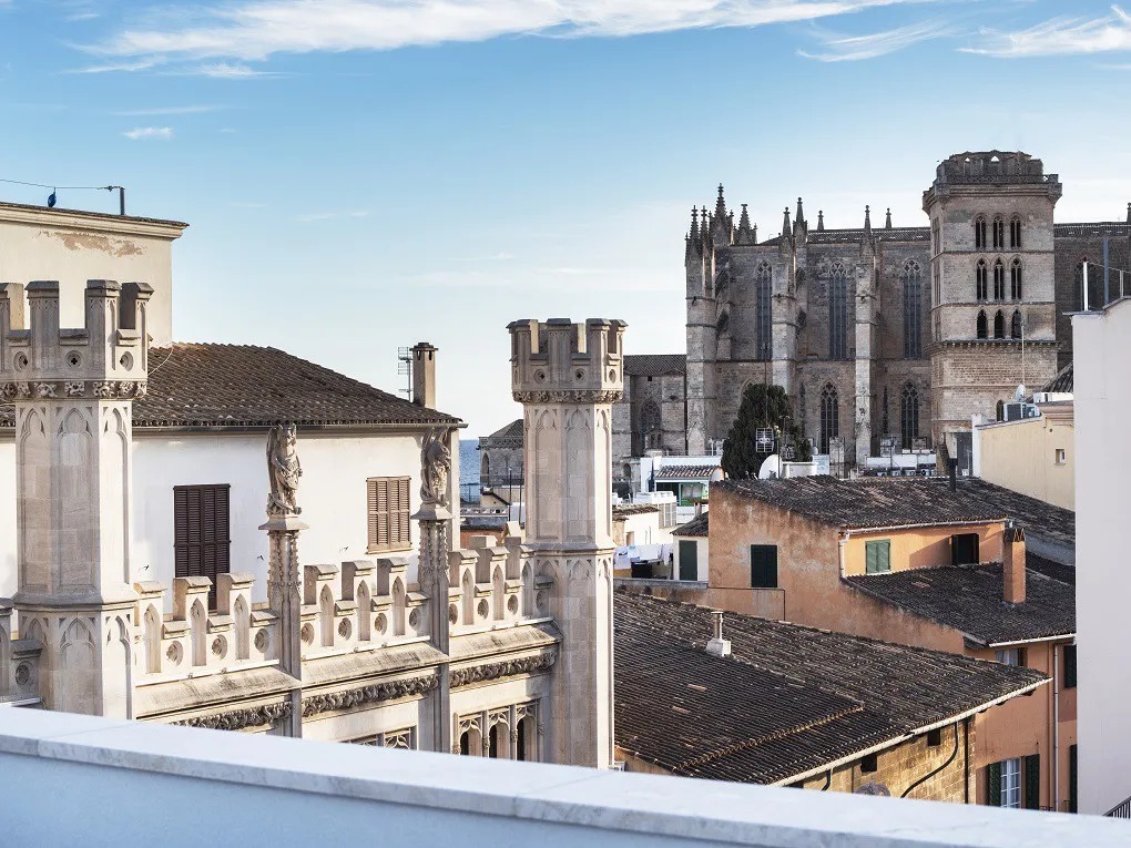 Uniek, elegant penthouse met dakterras en prachtig uitzicht-17