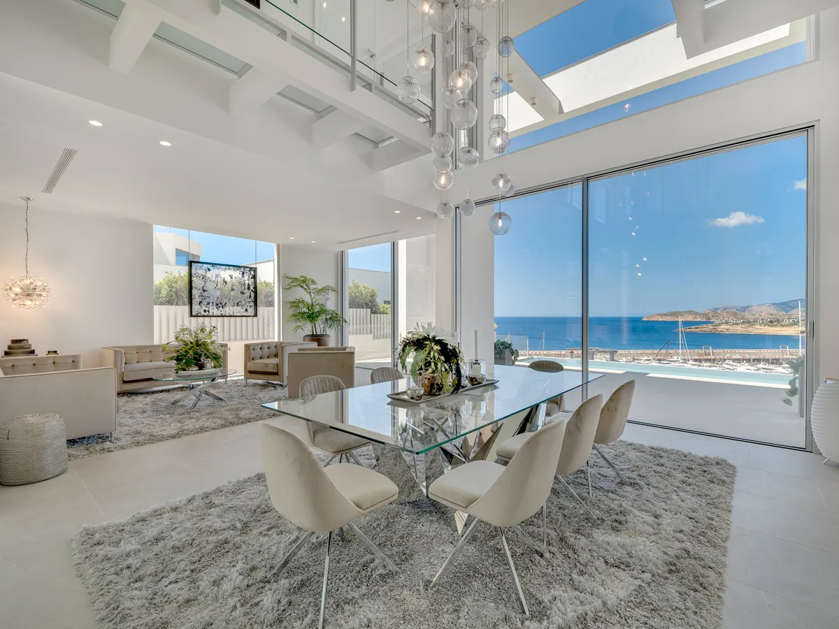 Espectacular villa en primera línea de mar-2