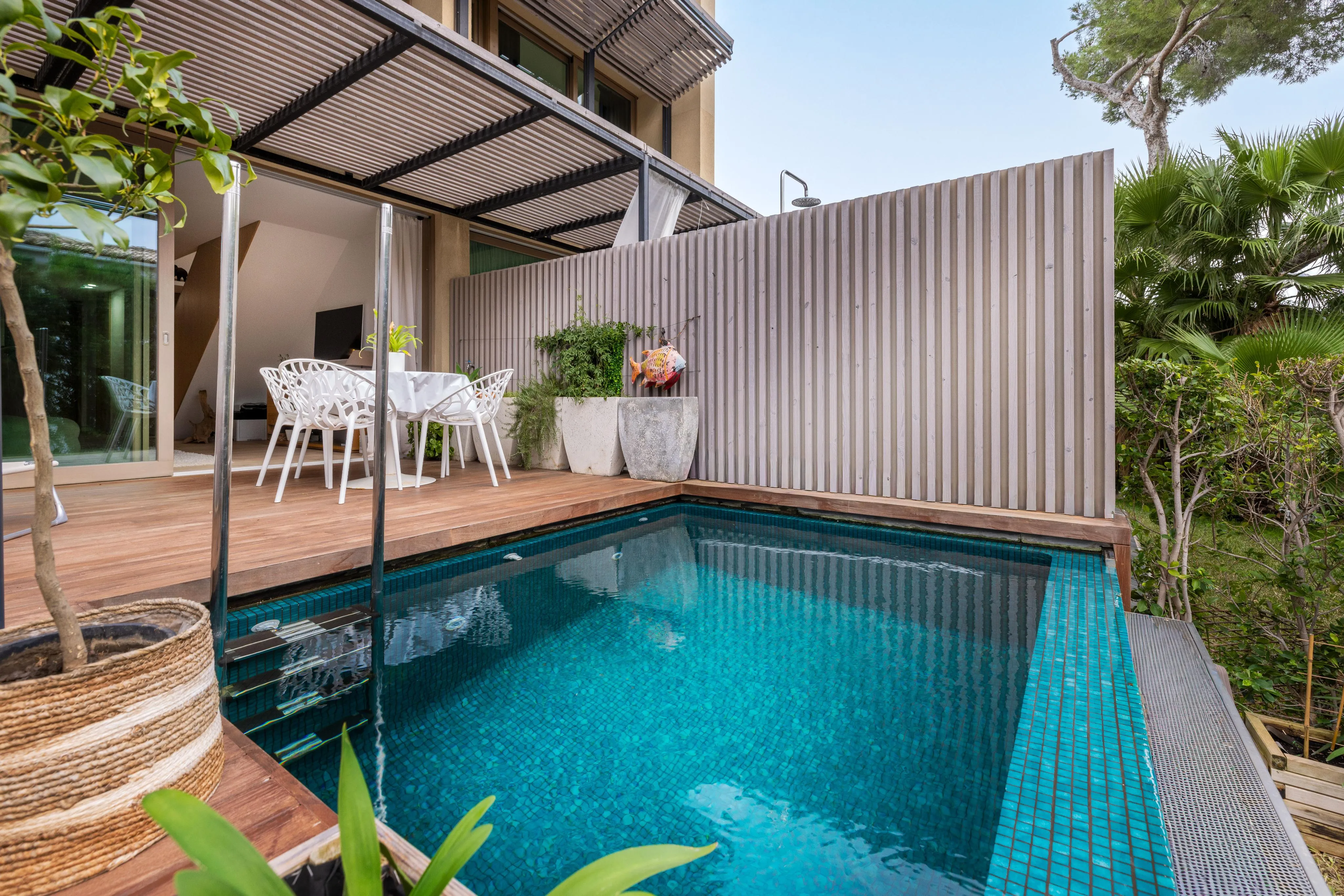 Exklusive Garten Duplexwohnung mit privatem Pool in La Bonanova-19
