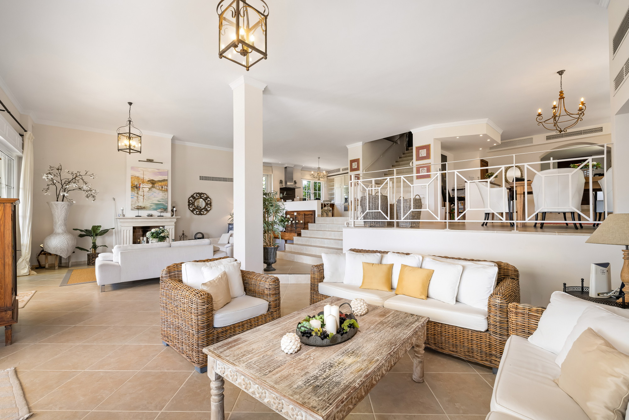 Exclusive villa with unobstructed panoramic sea views in Costa de la Calma-4