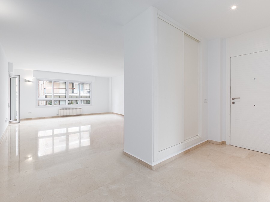 Bright apartment on the Paseo Maritimo Palma