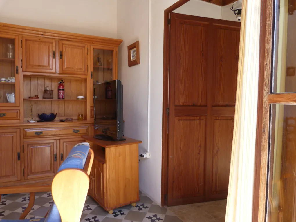 Casa storica di paese da ristrutturare in posizione tranquilla e centrale-6