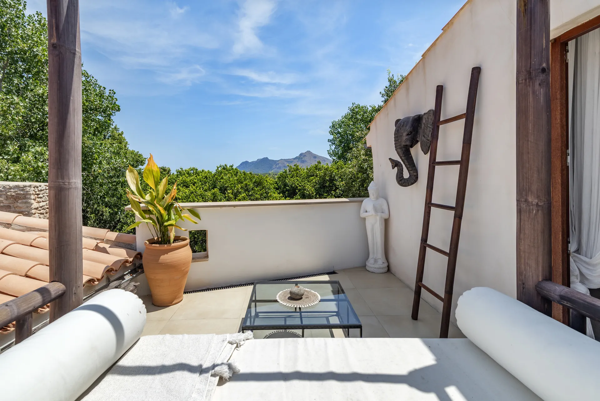 Newly renovated oasis in the old town, Alcudia-27