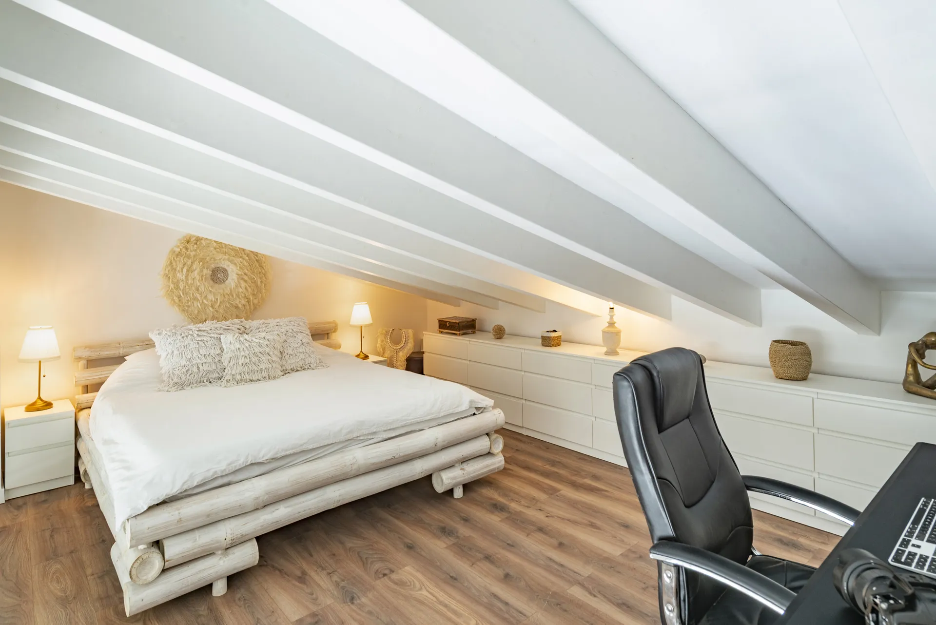 Newly renovated oasis in the old town, Alcudia-15
