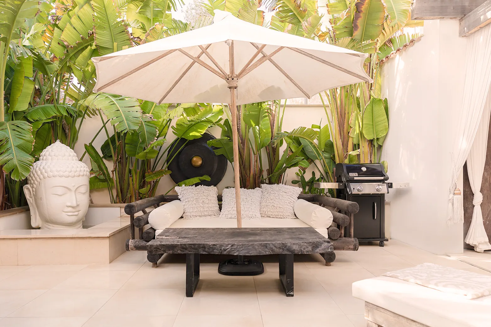 Newly renovated oasis in the old town, Alcudia-23