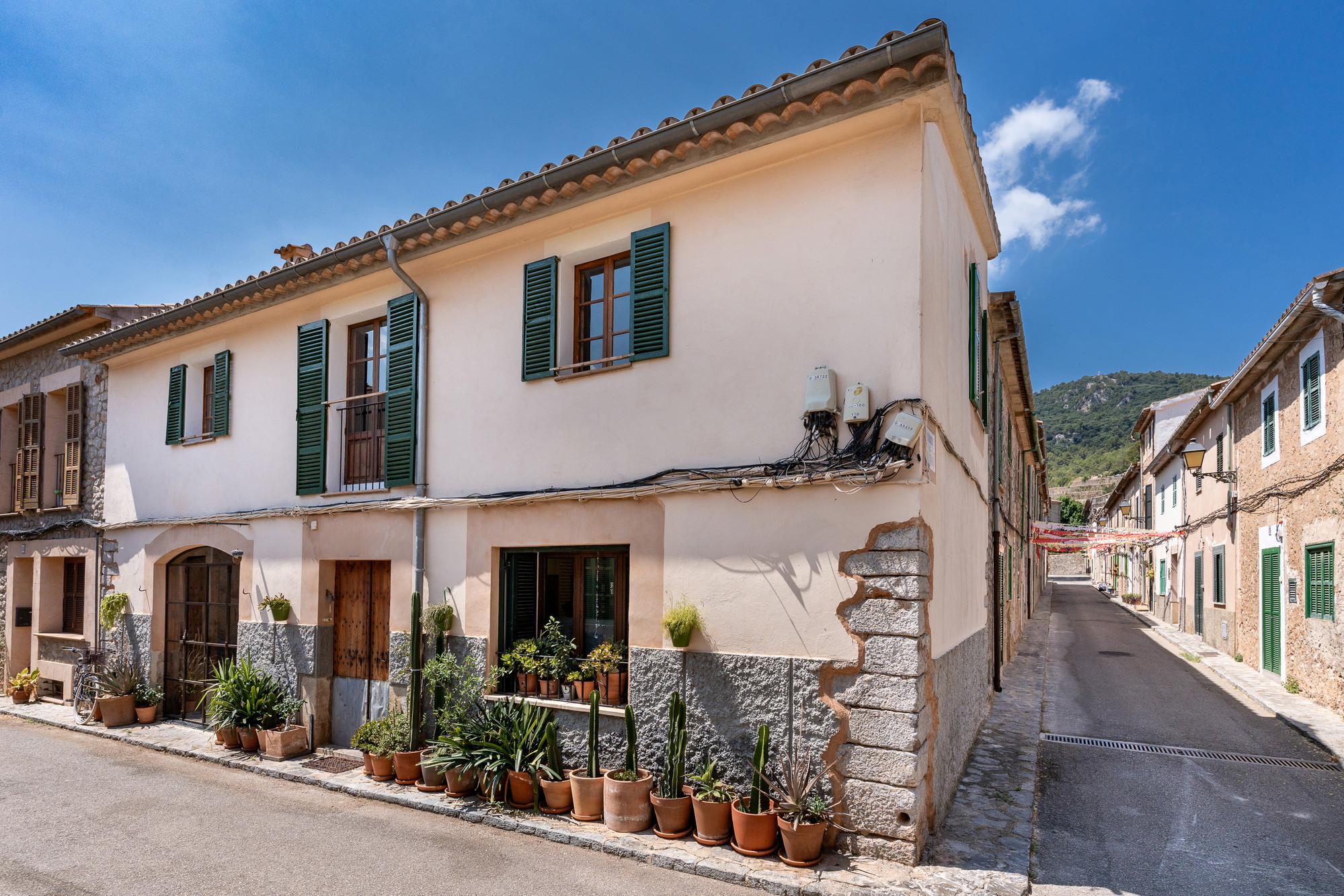 Restored townhouse with unique character