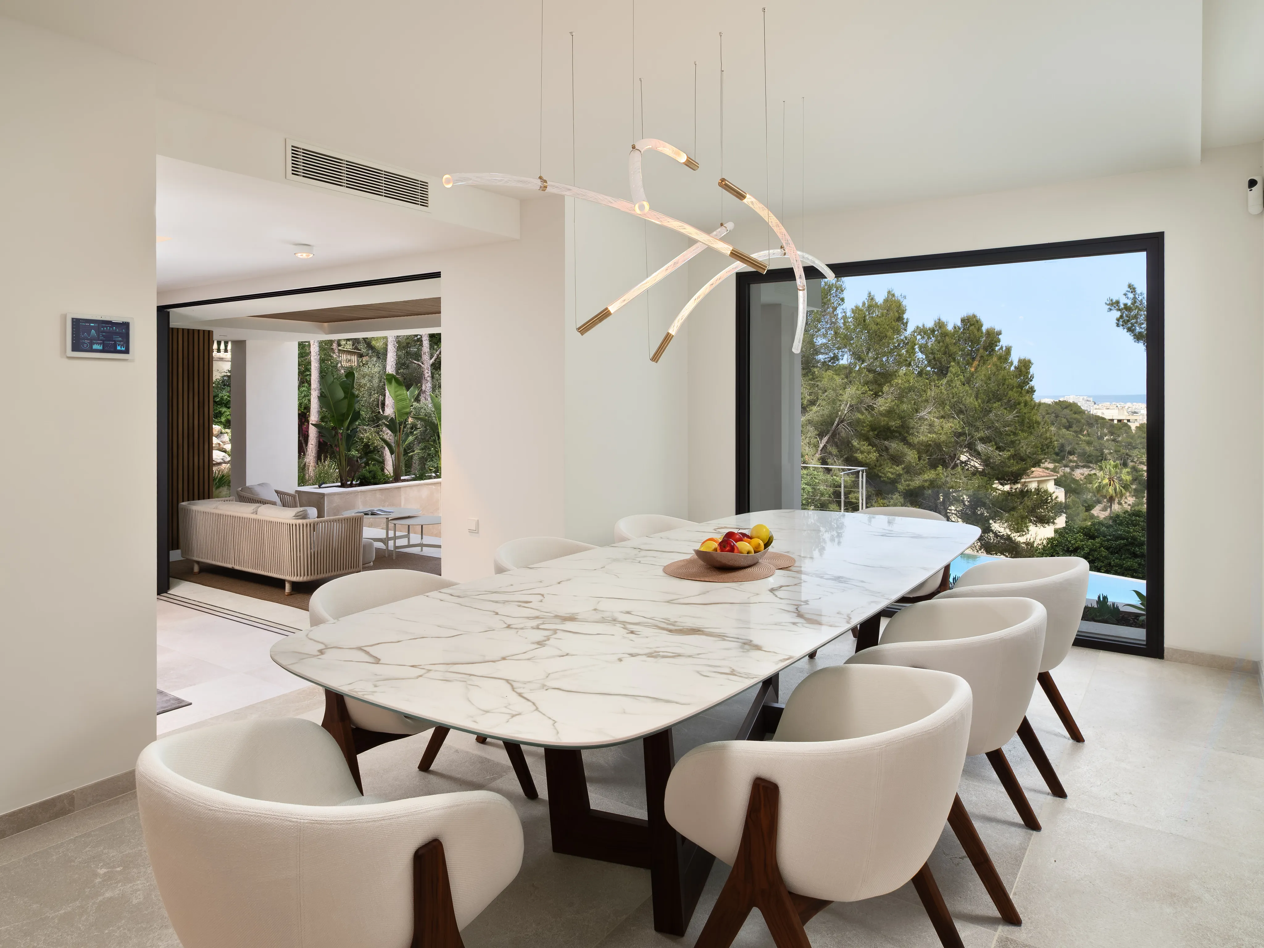 Spacious villa in tranquil location-5
