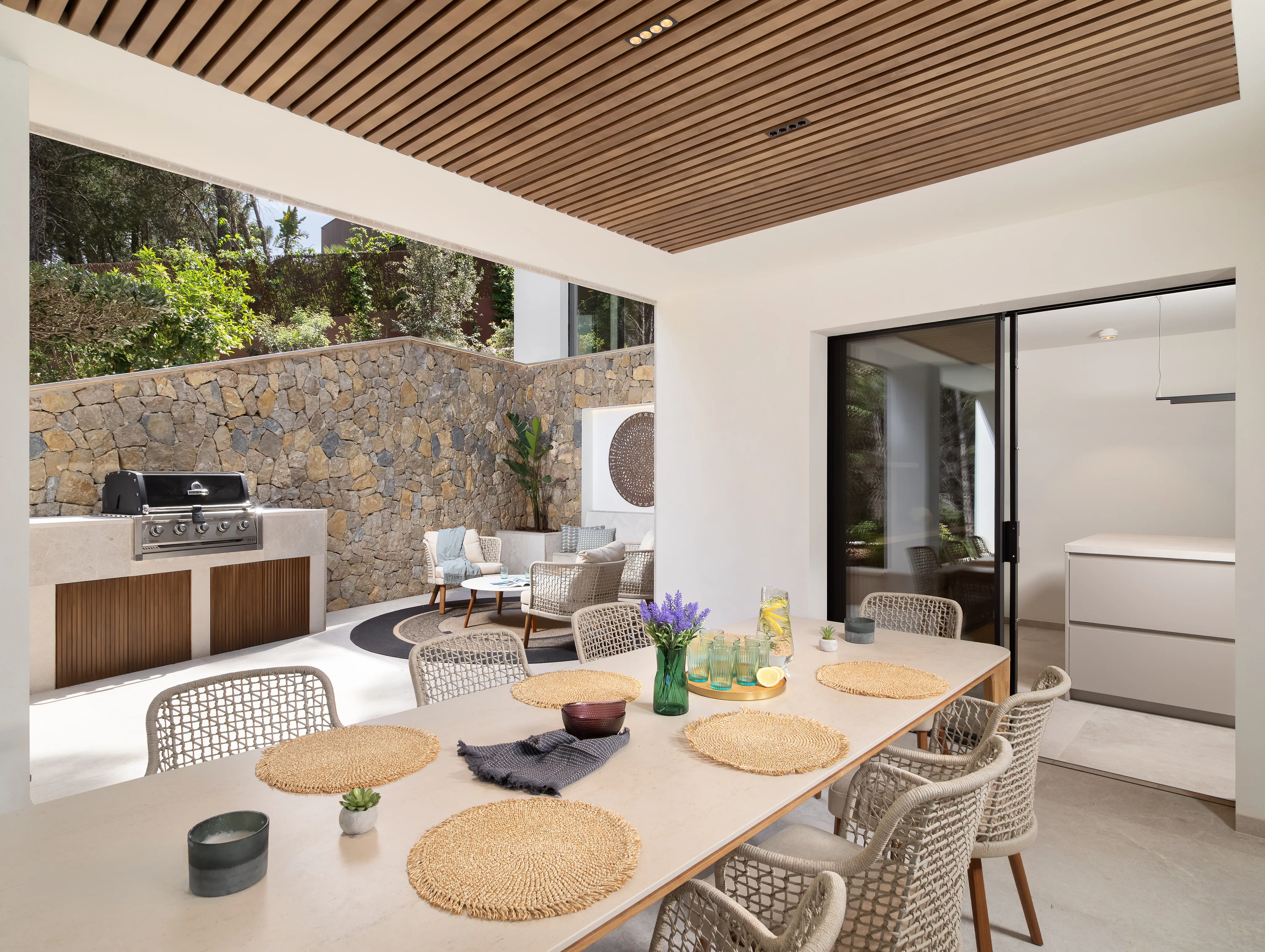 Spacious villa in tranquil location-7