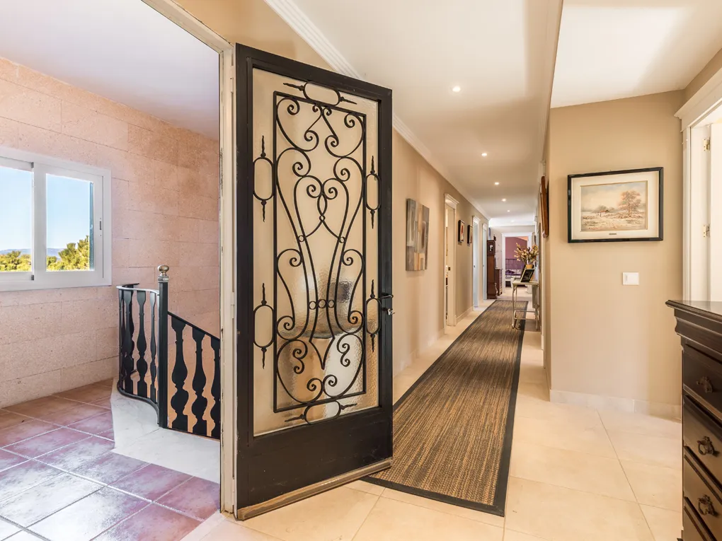 Àmplia finca dividida en dos habitatges independents-19