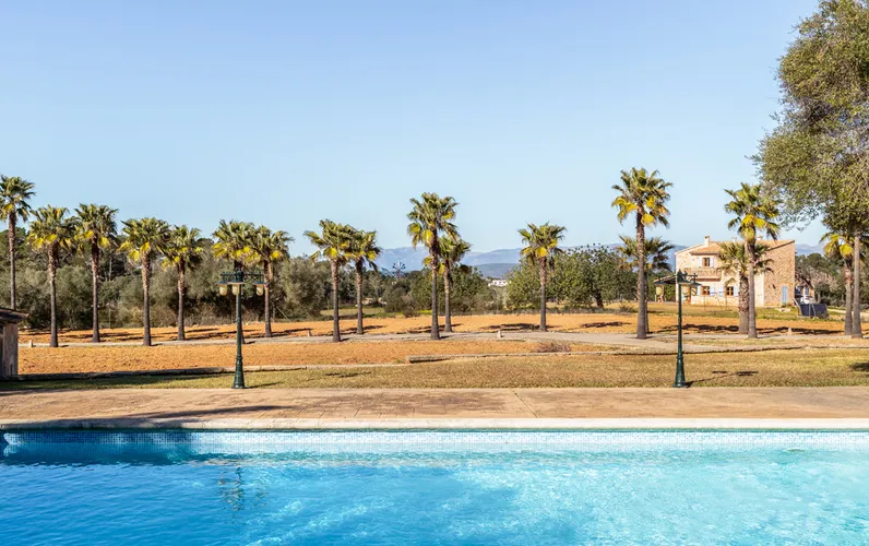 Amplia finca con dos viviendas separadas