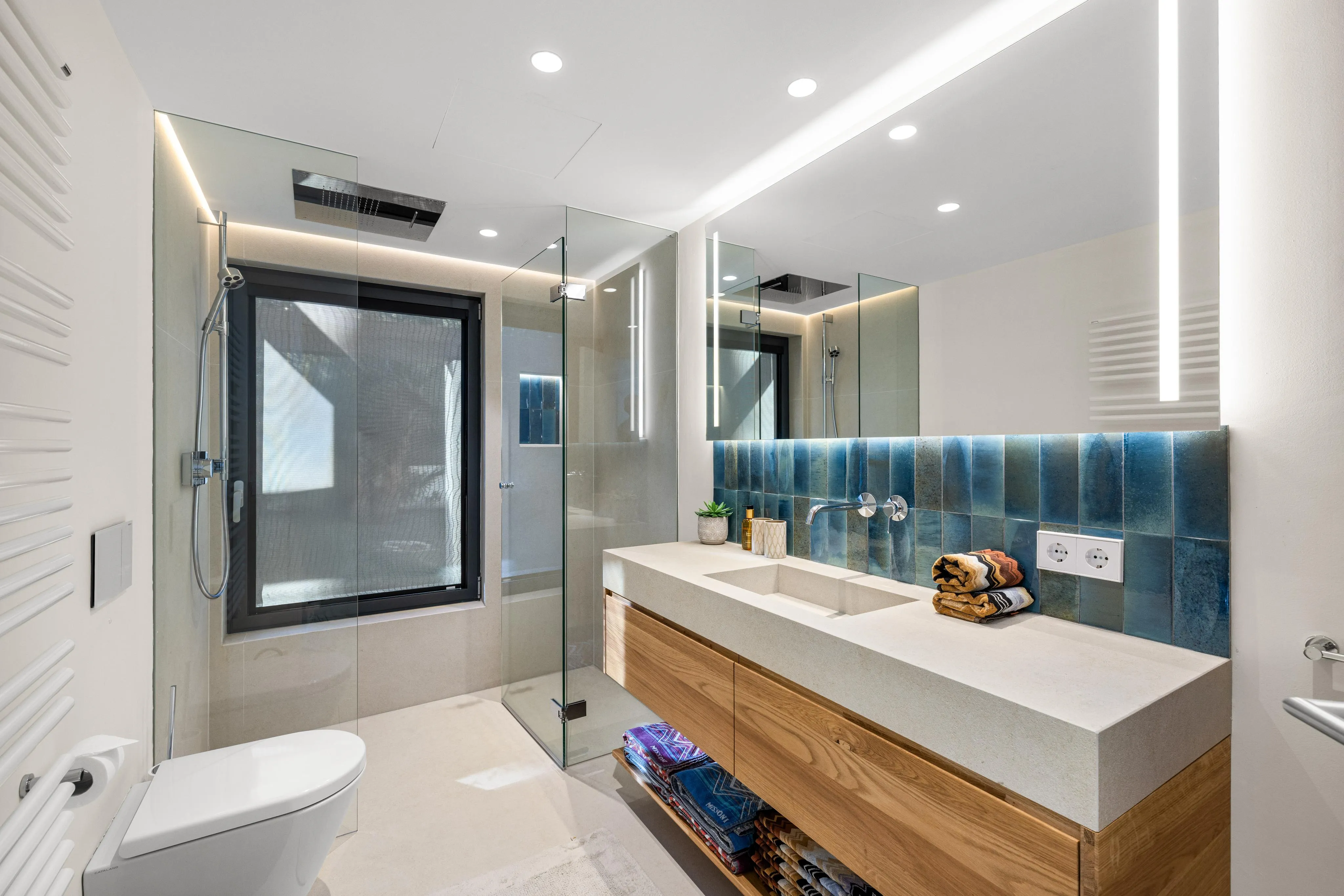 Lyxig villa i bungalowstil med havsutsikt i Santa Ponsa-16