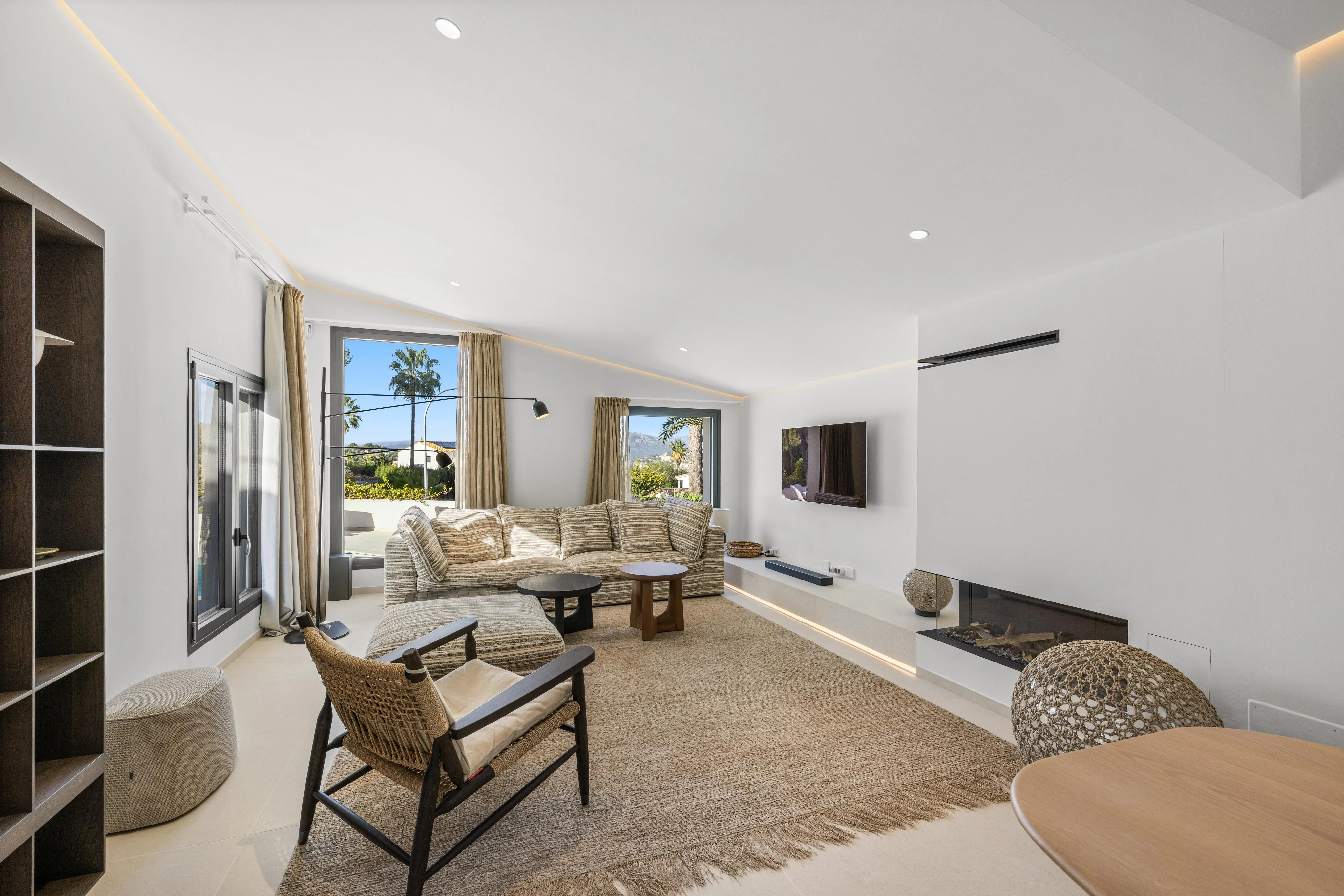 Luxusvilla im Bungalowstil mit Meerblick in Santa Ponsa-4