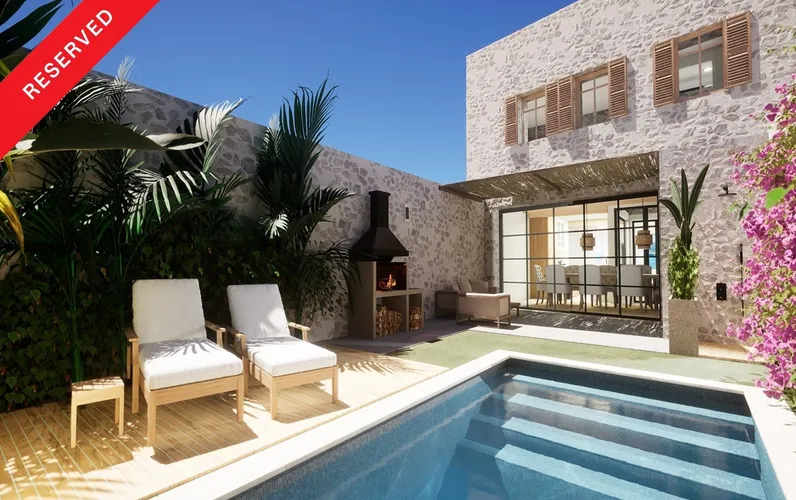 Стильный отреставрированный таунхаус в Арта