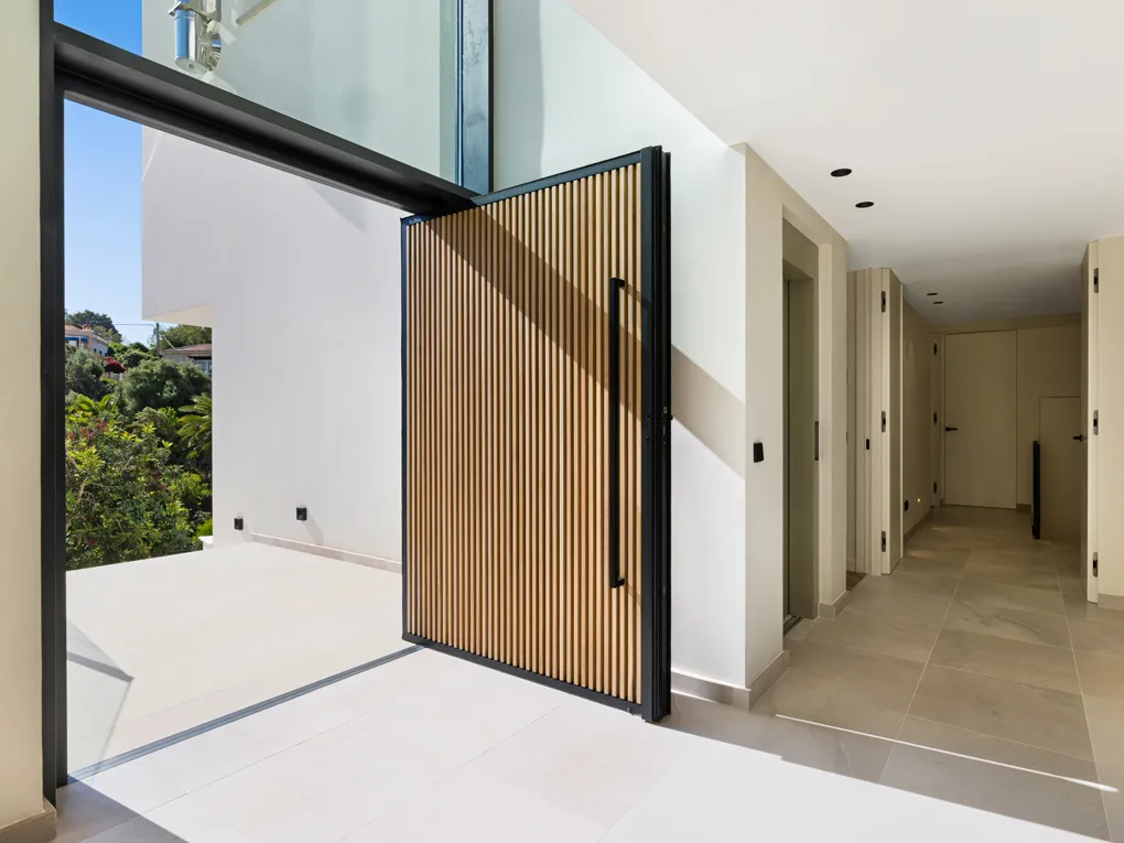 Luxuriöse neue Villa in Strandnähe-6