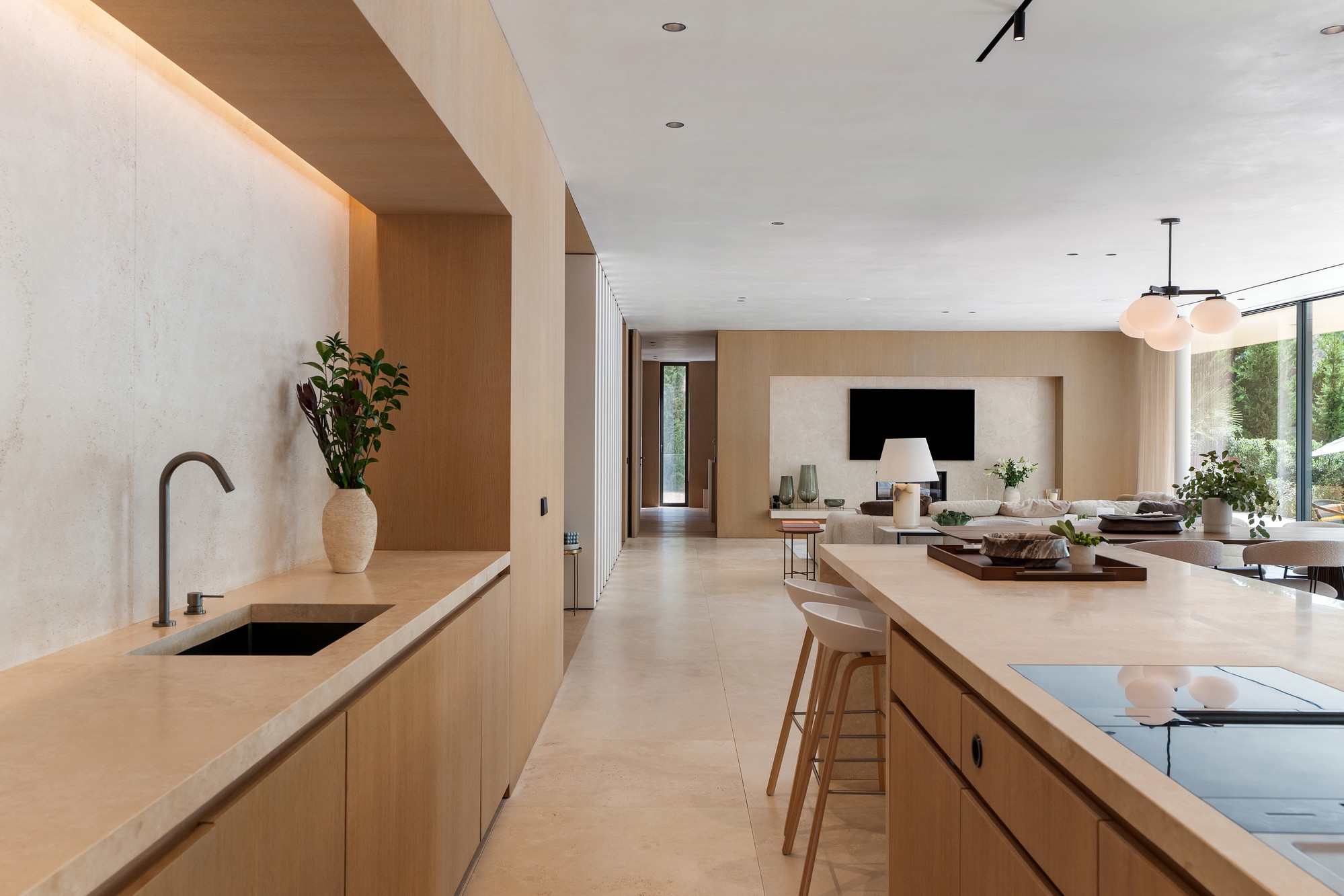 Elegante Designervilla in privater Lage mit Blick ins Grüne-8