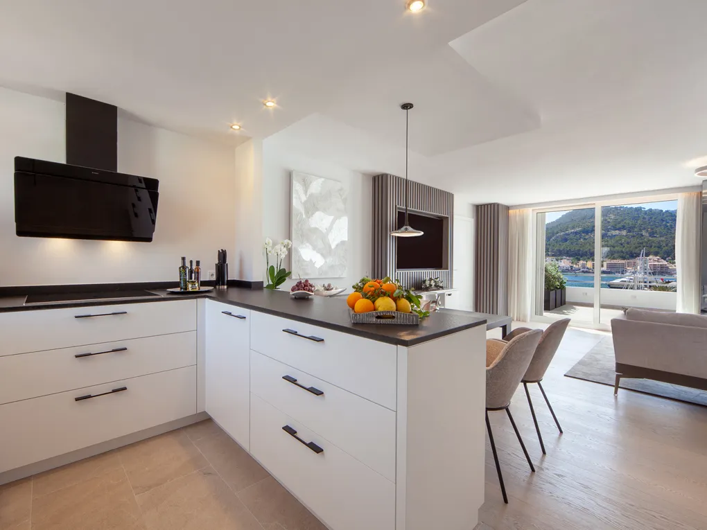 Àtic de luxe totalment reformat amb espectaculars vistes al port a Port Andratx-4