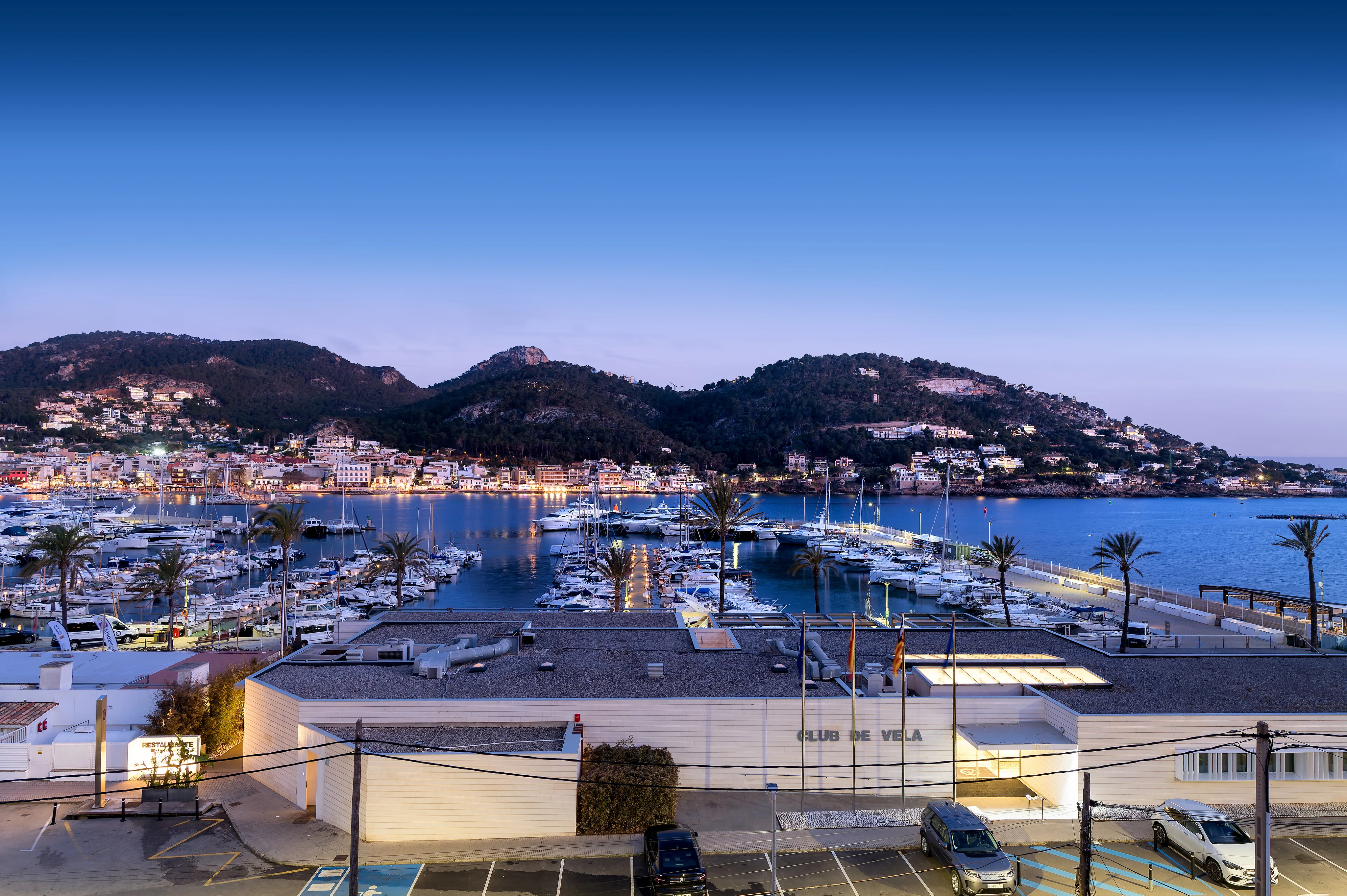 Ático de lujo totalmente reformado con espectaculares vistas al puerto en Port Andratx-22