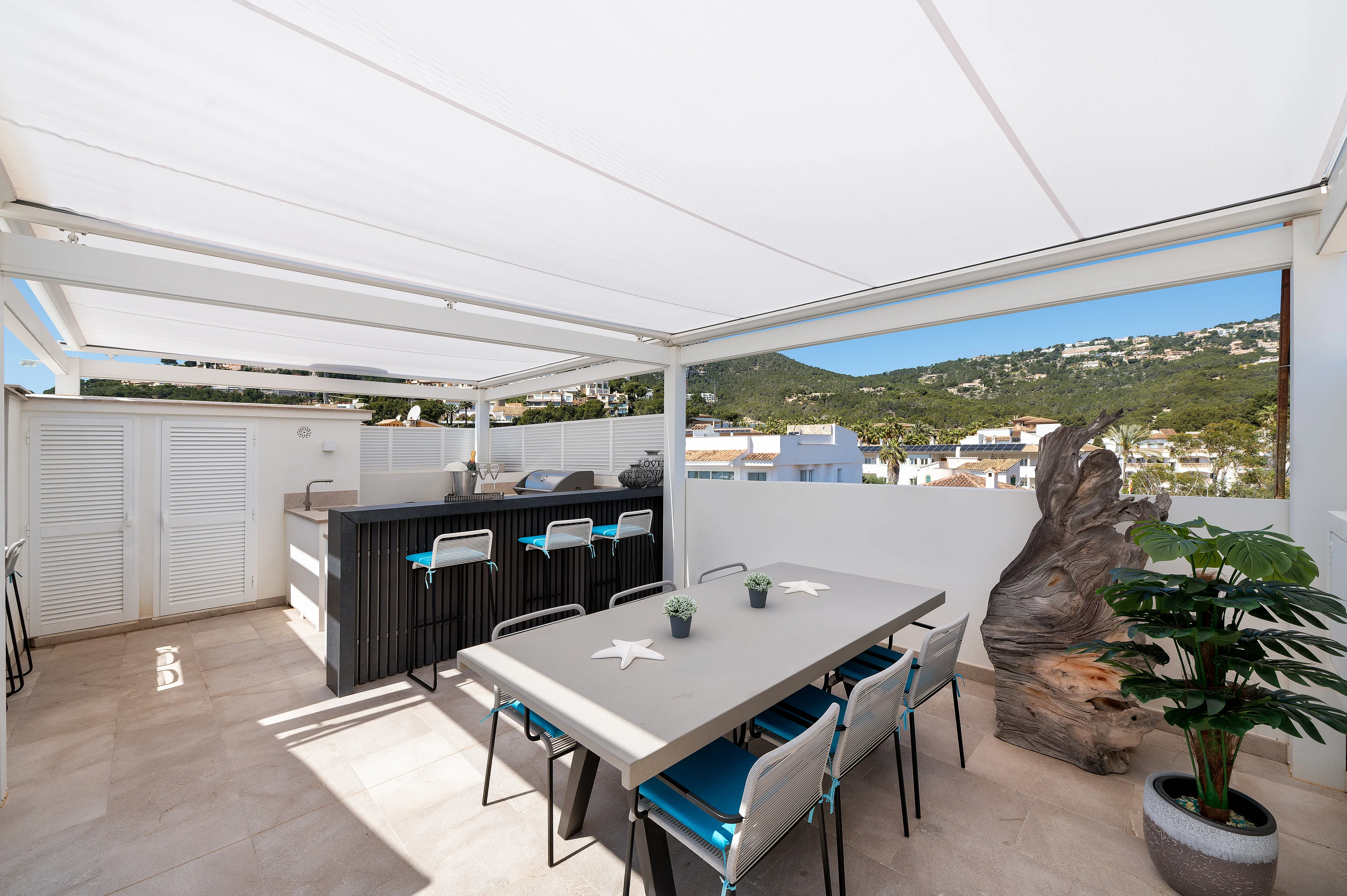 Ático de lujo totalmente reformado con espectaculares vistas al puerto en Port Andratx-17